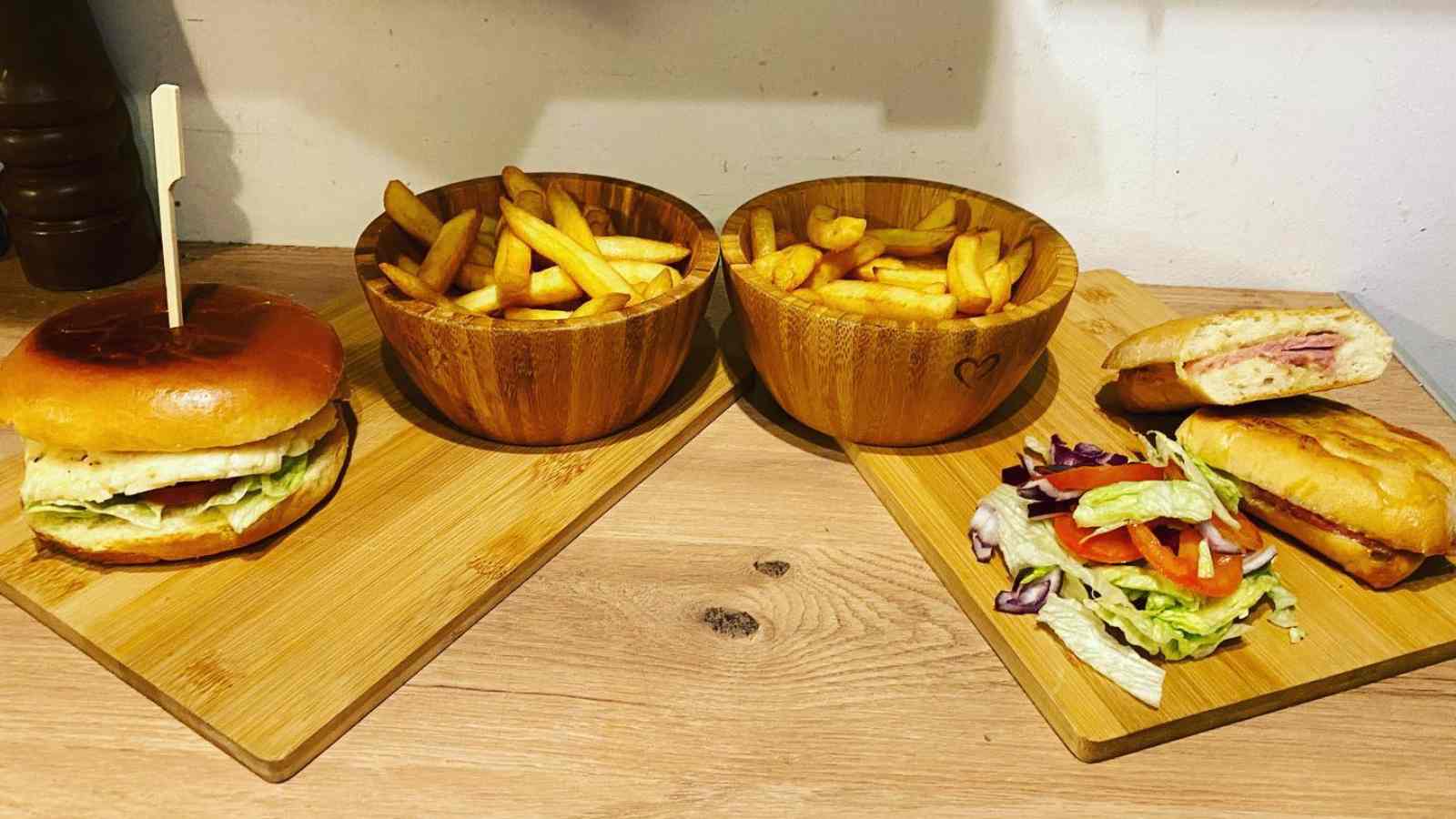 Frankie's Cafe - Chester