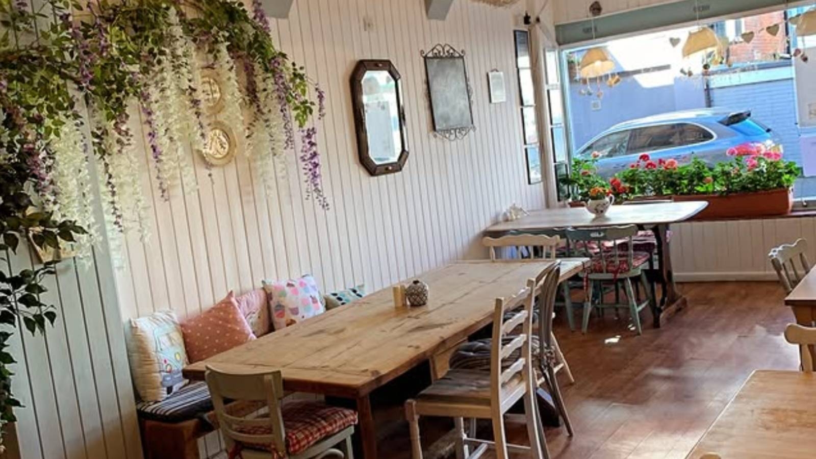 Frieda's Tearoom