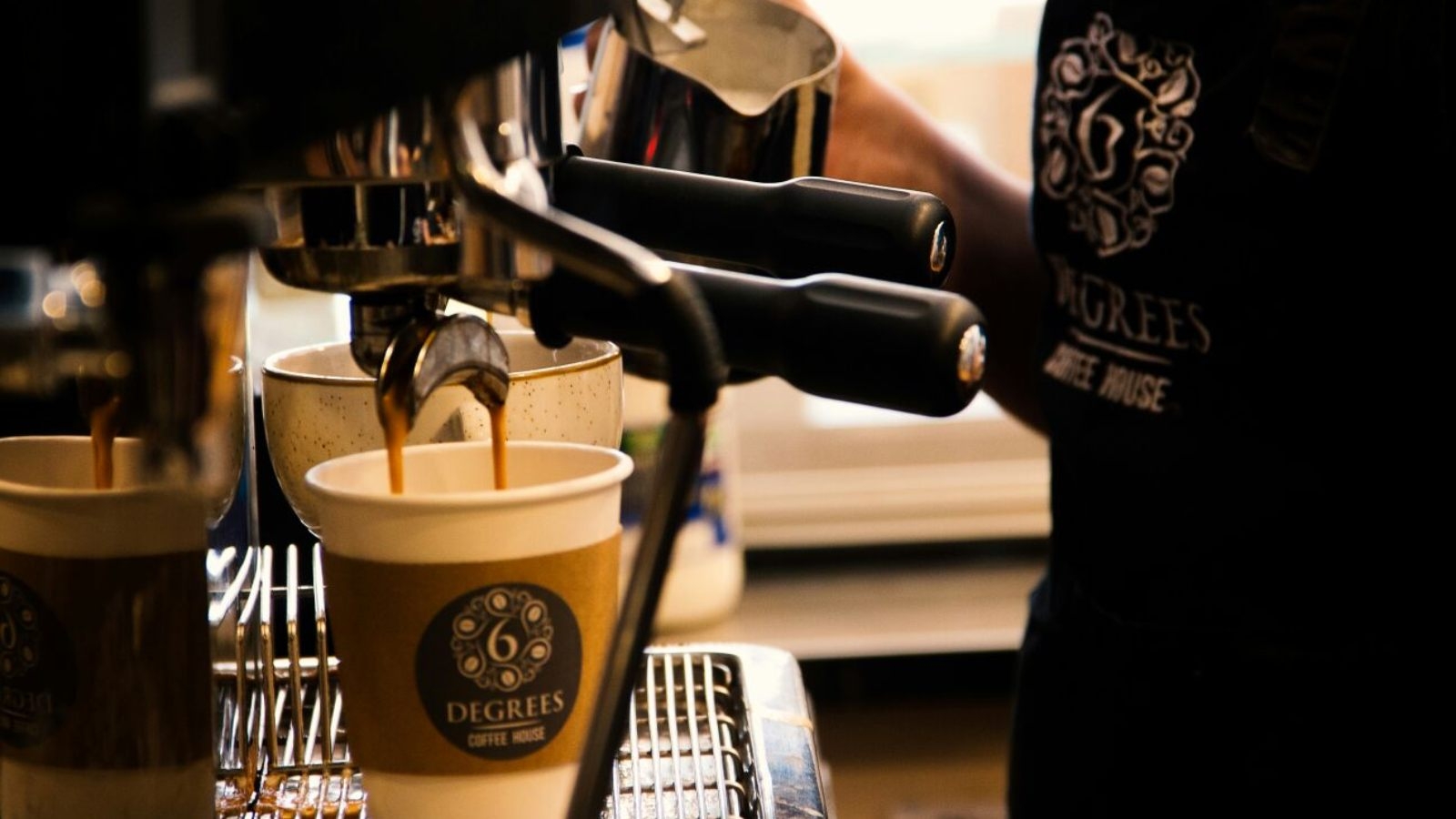 6 Degrees Coffee House