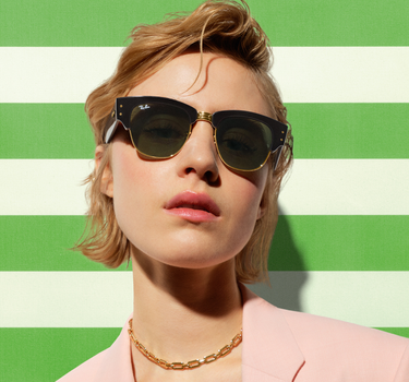 Stradivarius outlet sevilla online hotsell