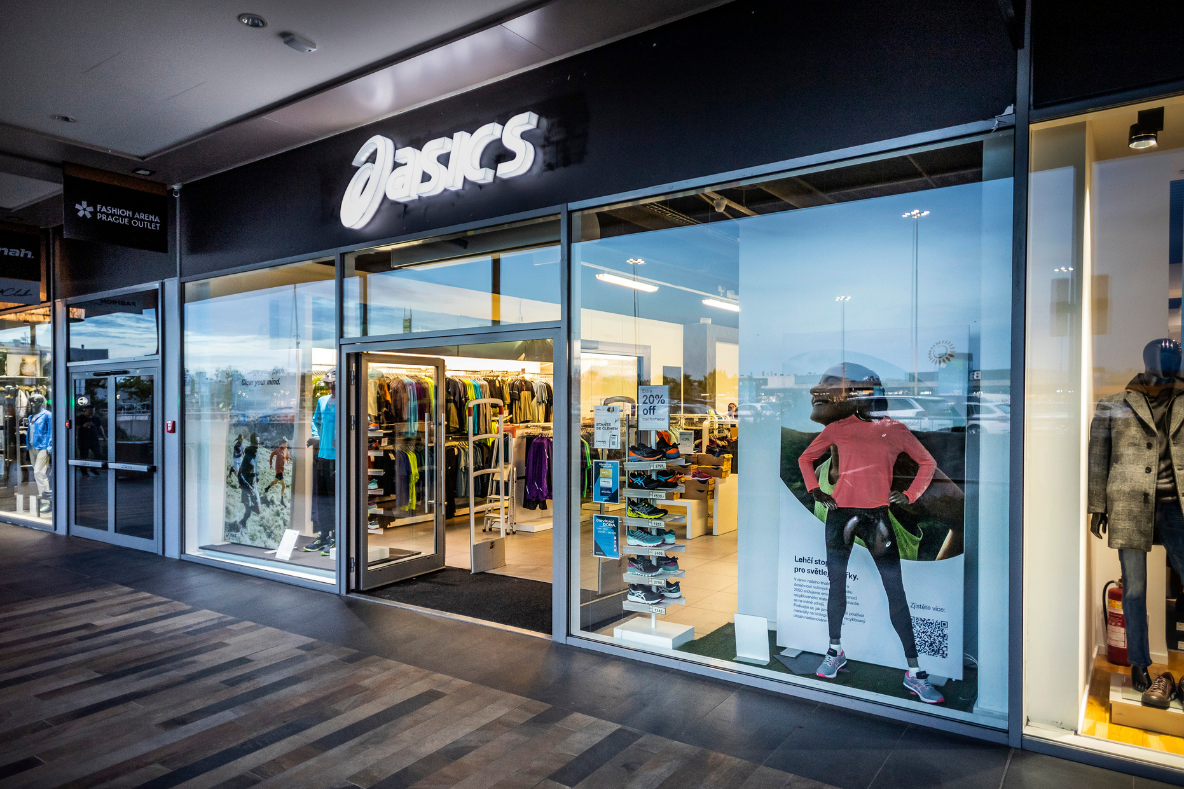 ASICS Fashion Arena Prague Outlet