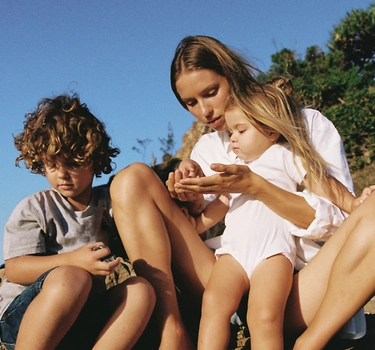 a women with 2 kids