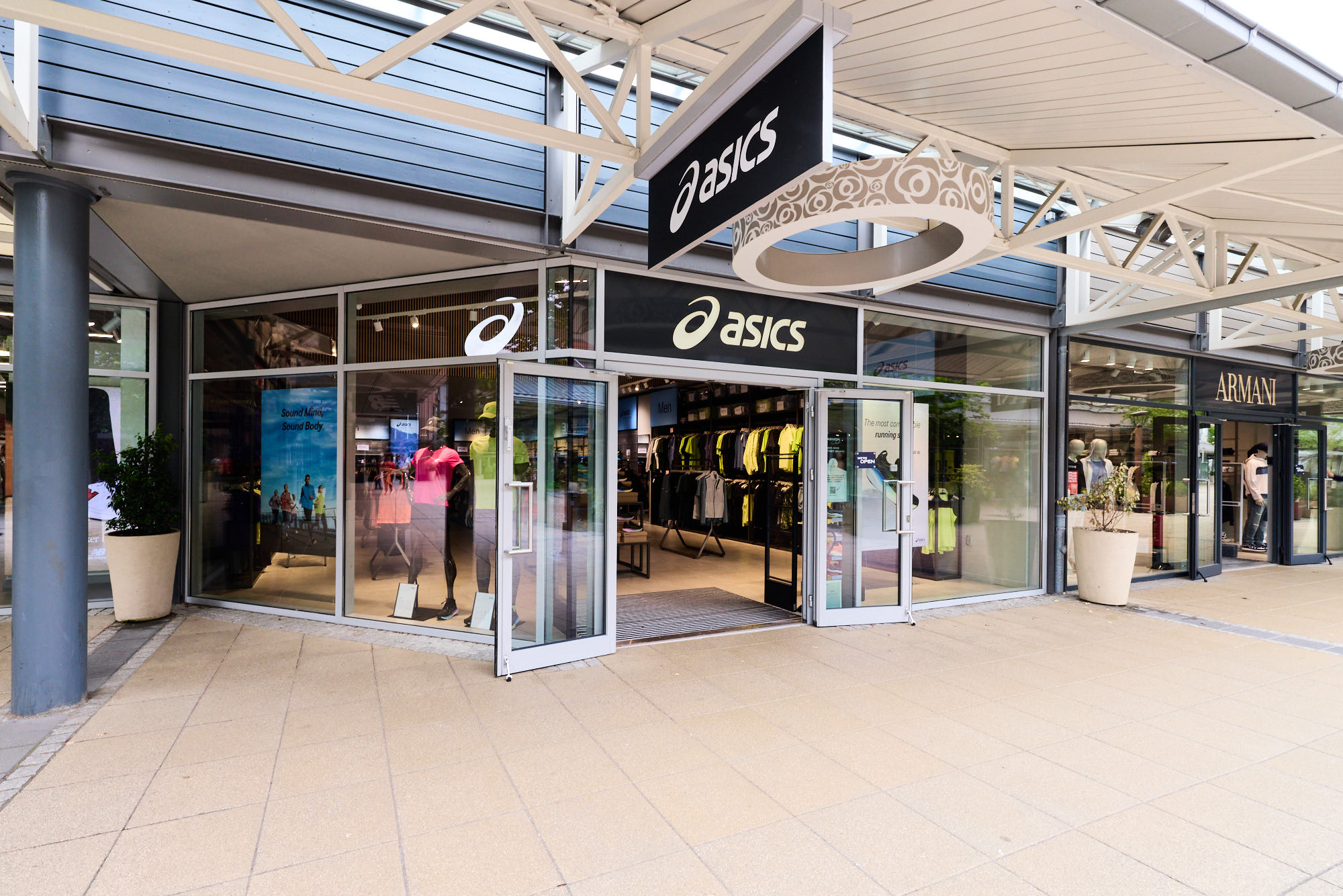 Asics im Zweibrucken Fashion Outlet Zweibrucken Fashion Outlet