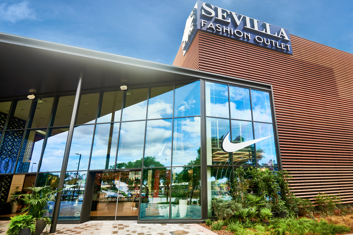 Nike montigala discount outlet