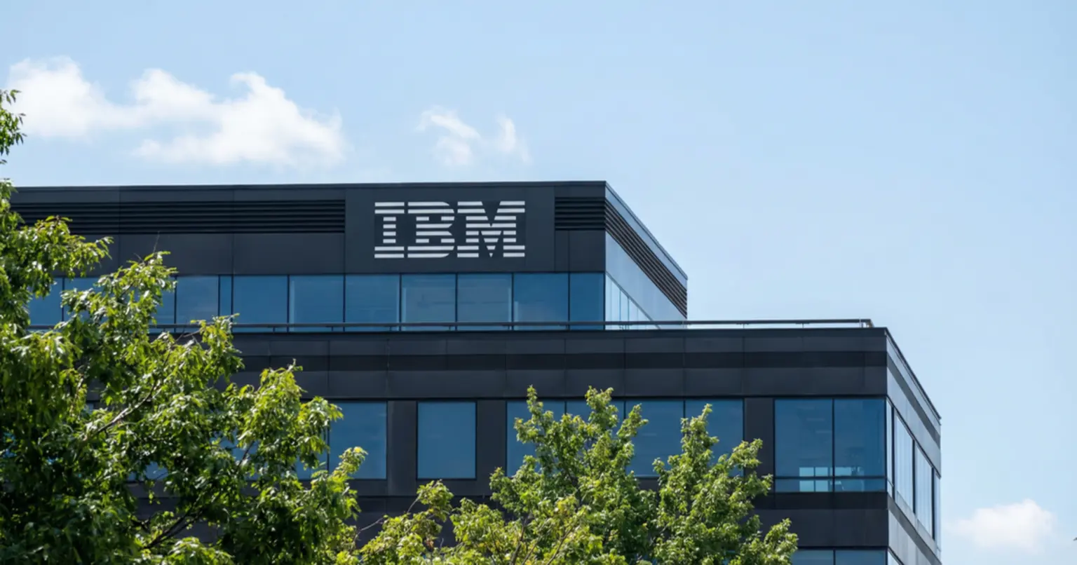 AI Disruption Fear Slams IBM: Claude Code Challenges Profit Model