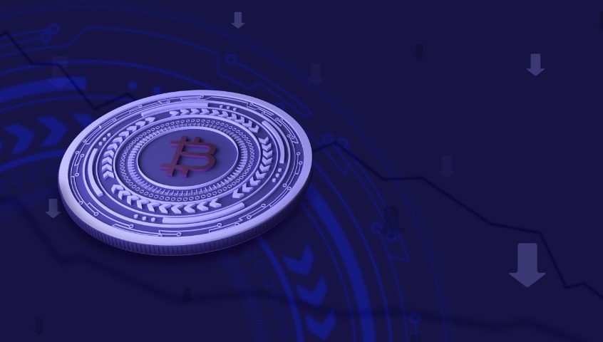 Bitcoin Price Analysis: Consolidation, ETF Outflows & Liquidation Risk – Which Way Will BTC Break?