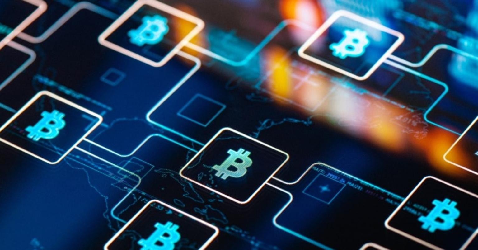 Bitcoin and Altcoins Surge as Liquidity, ETF Flows and Regulation Fuel the Crypto Rally