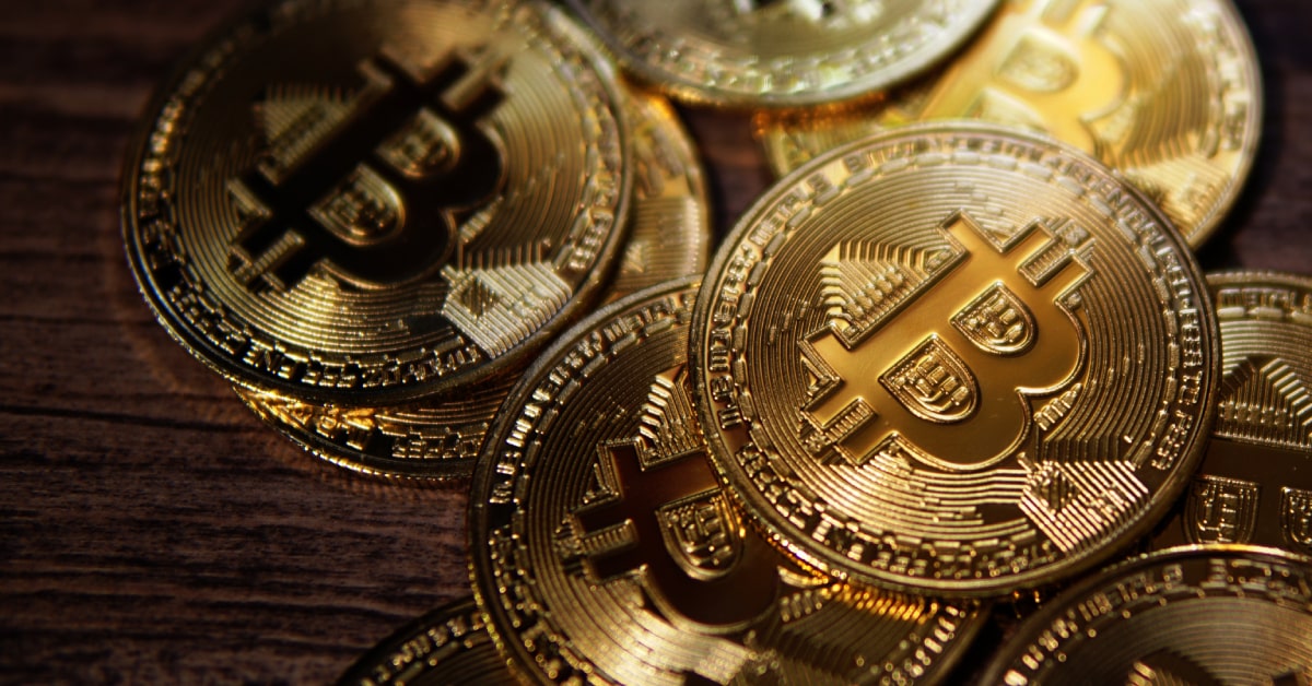 Bitcoin Breakout: Technical Signals and ETF Flows Put BTC Back on Traders’ Radar