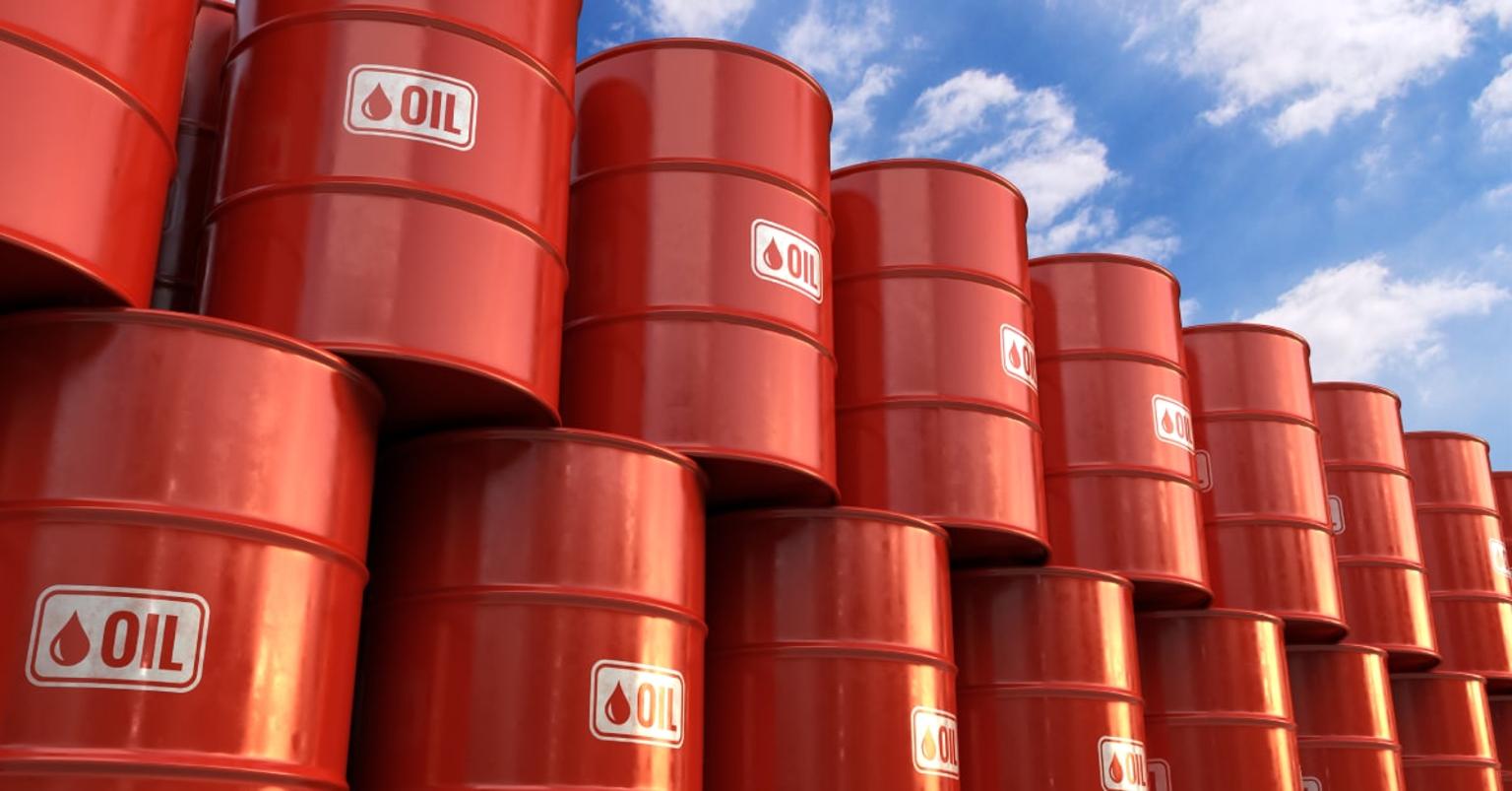 US–Iran Tensions Trigger Oil Spike as Brent Crude Tests Breakout Levels