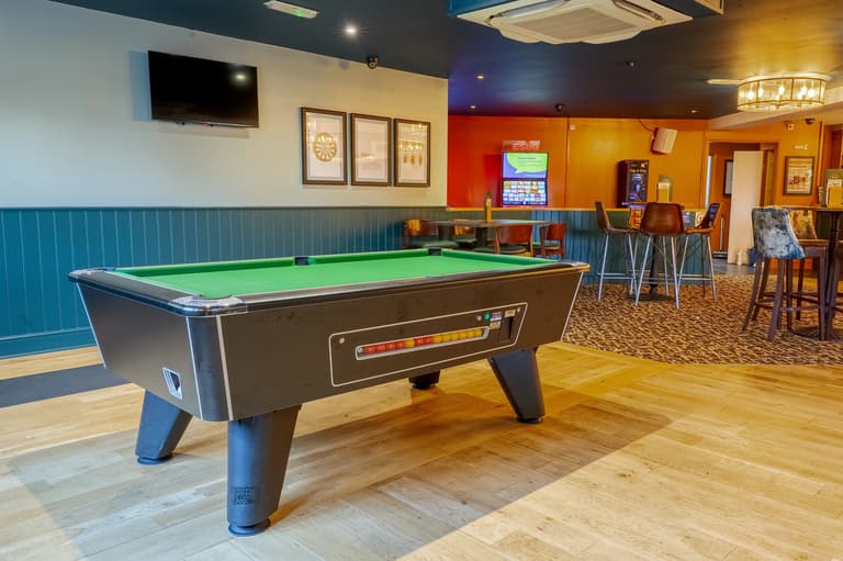 Pool table