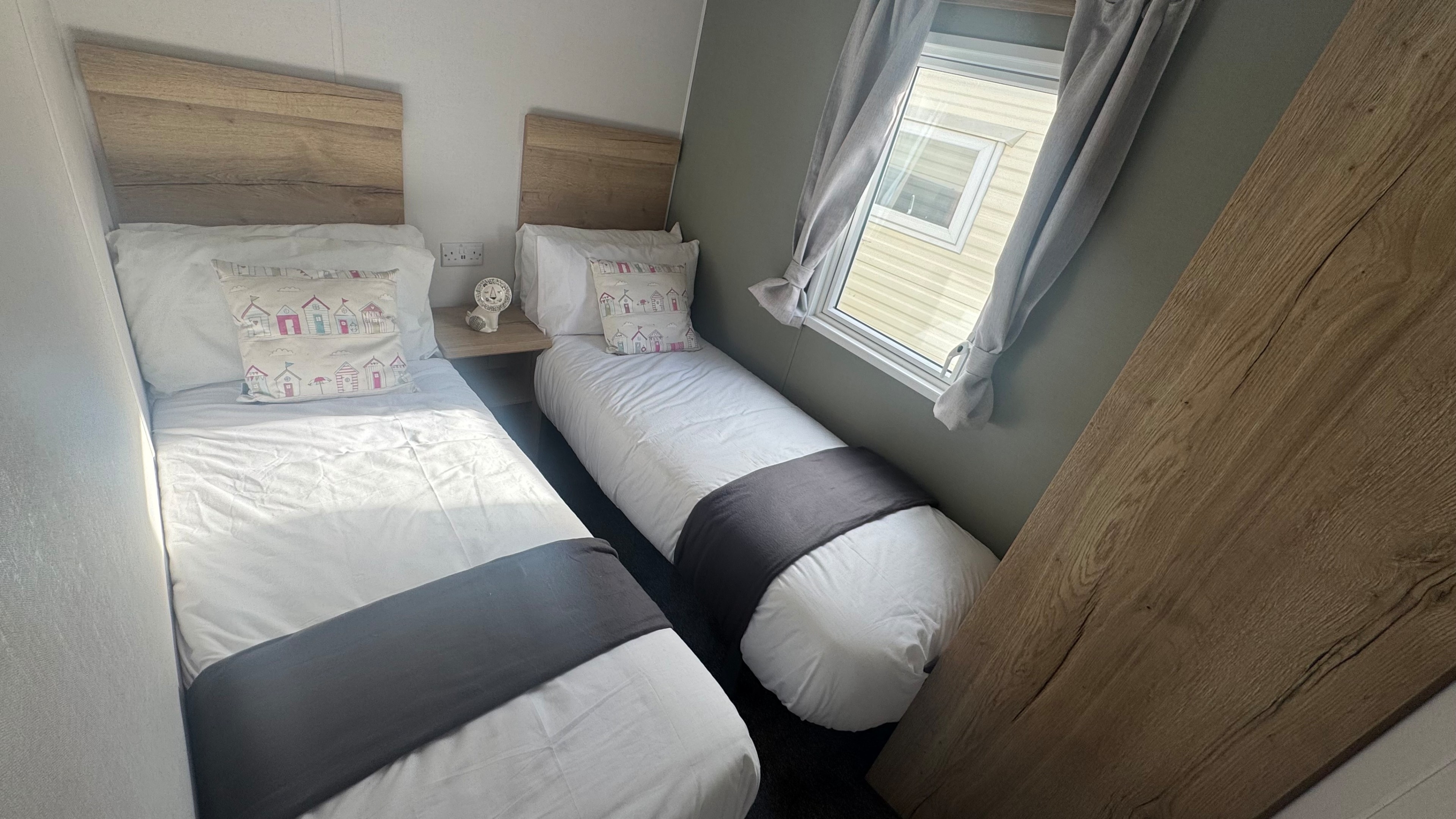 Photo of Willerby Midhurst 2024 (Static Caravan)