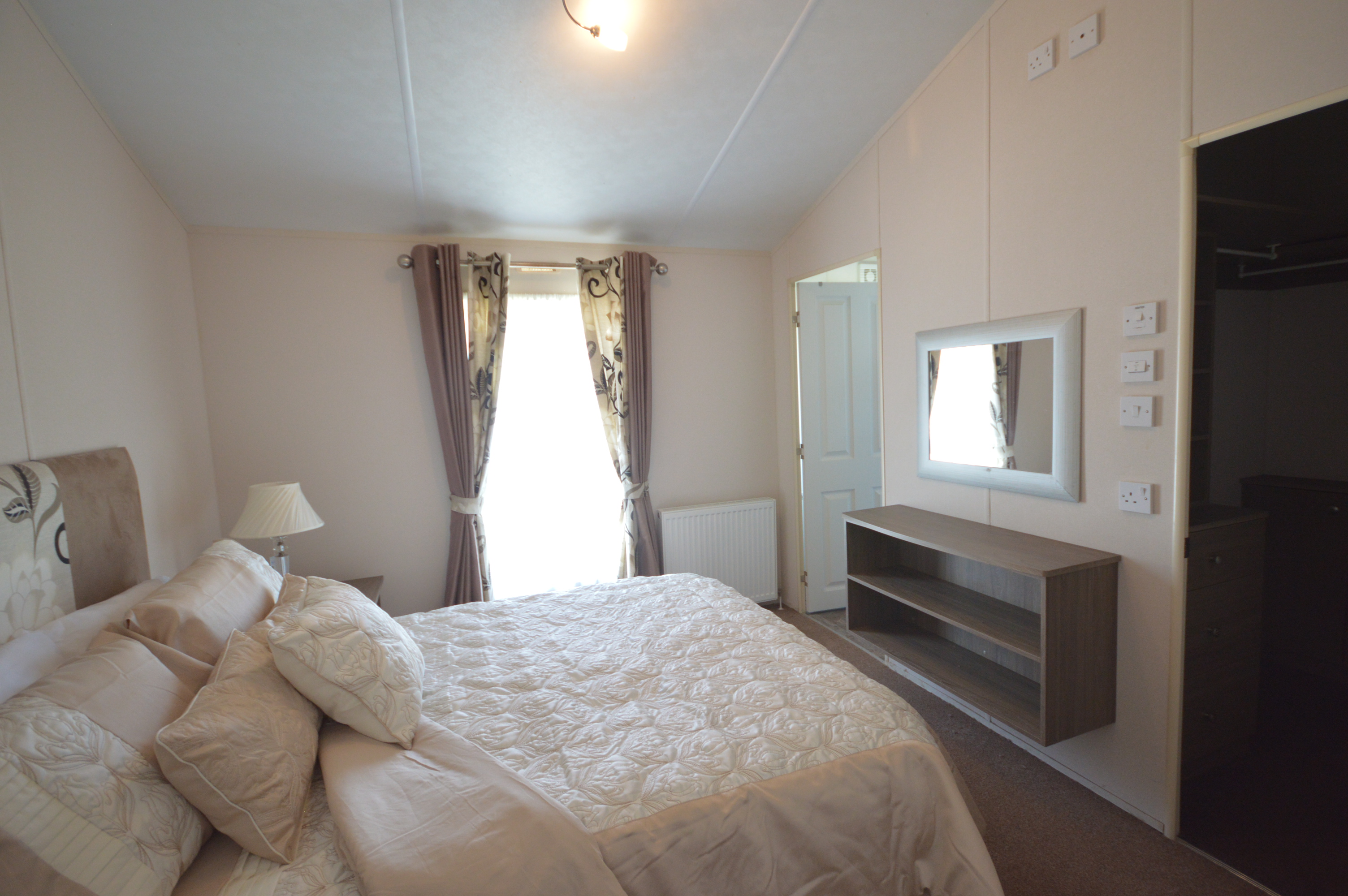 Photo of Delta Desire 2013 (Luxury Lodge)