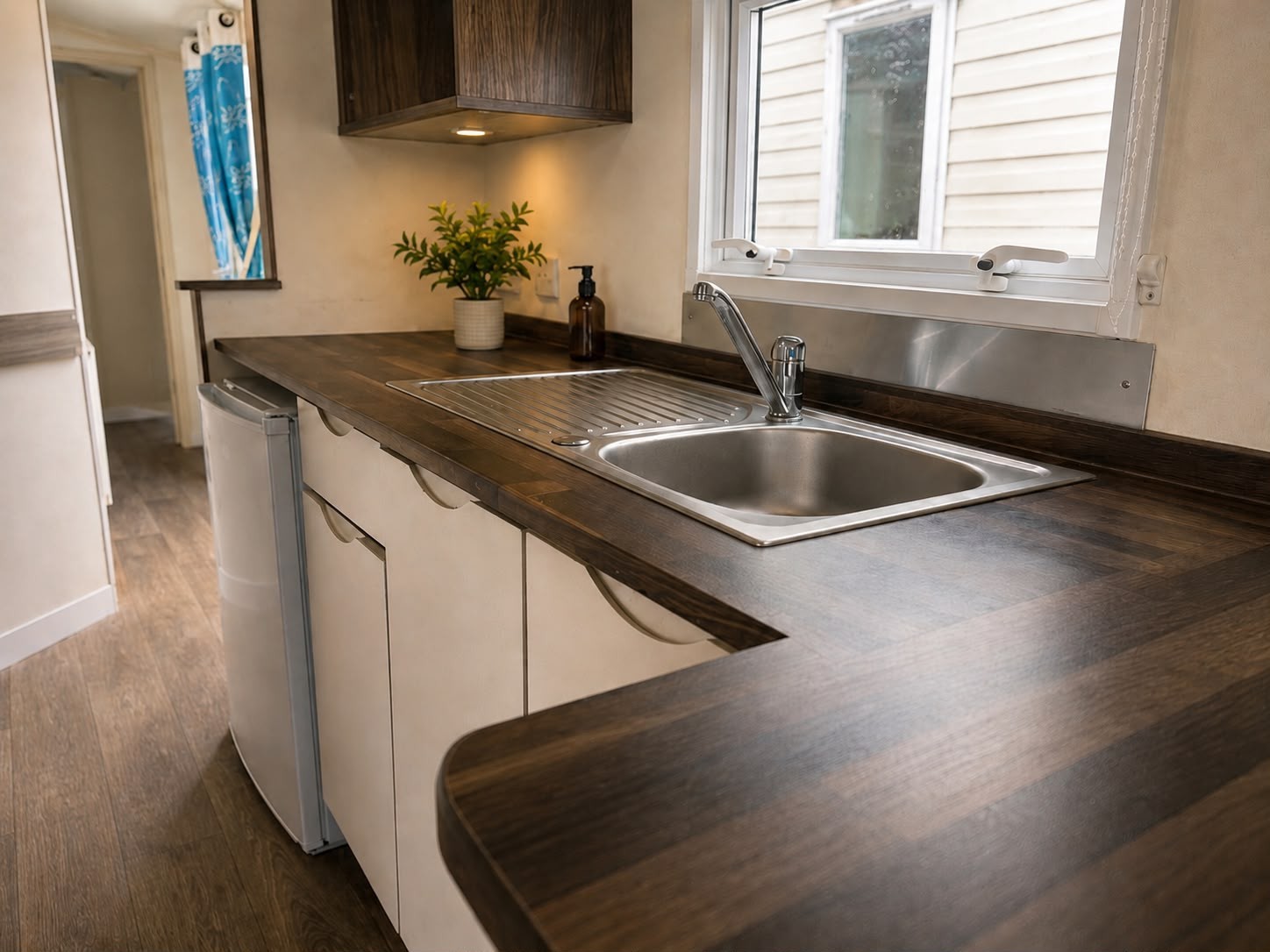 Photo of Swift Burgundy 2014 (Static Caravan)