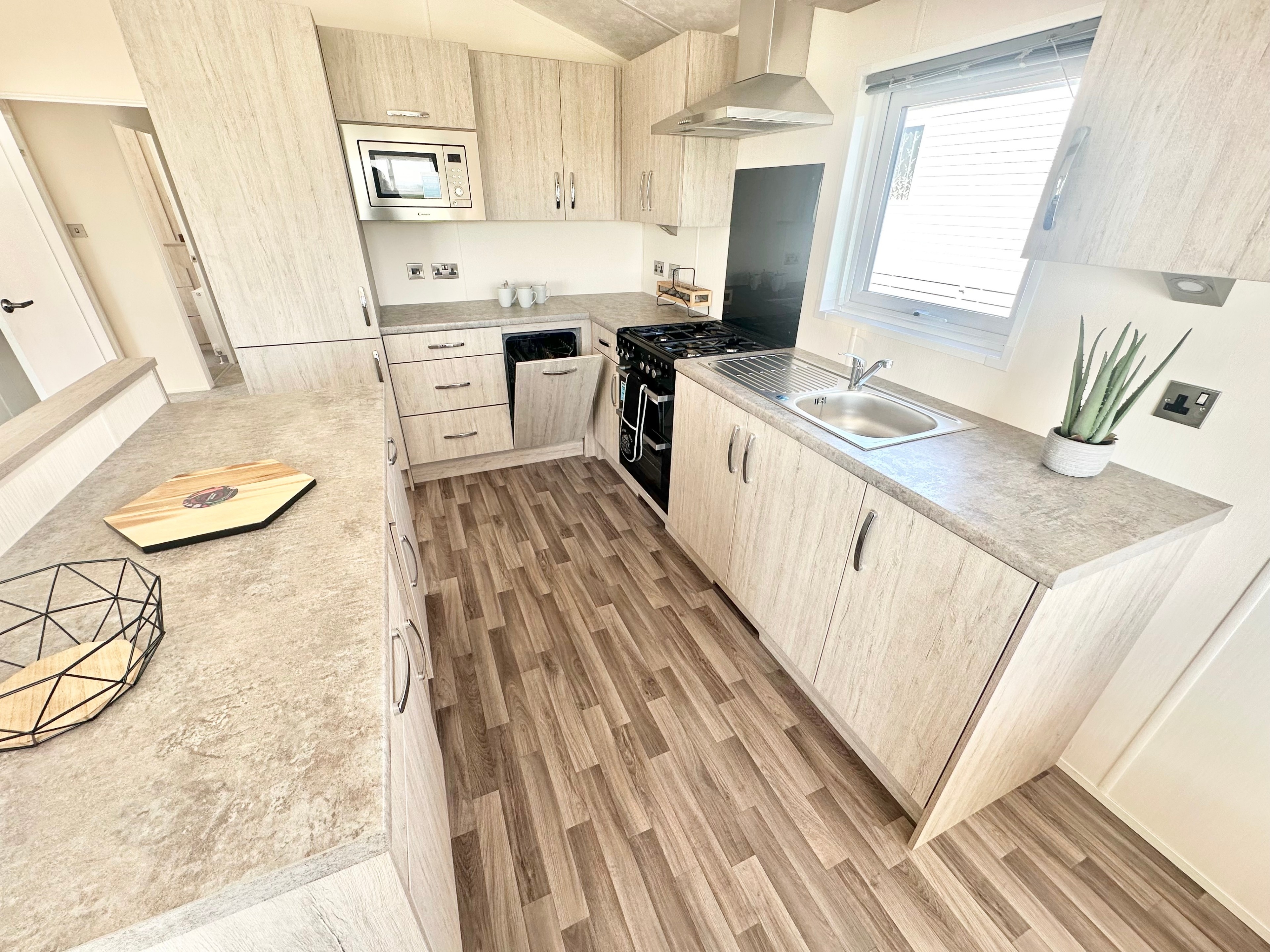Photo of Delta Lakeside 2023 (Luxury Lodge)