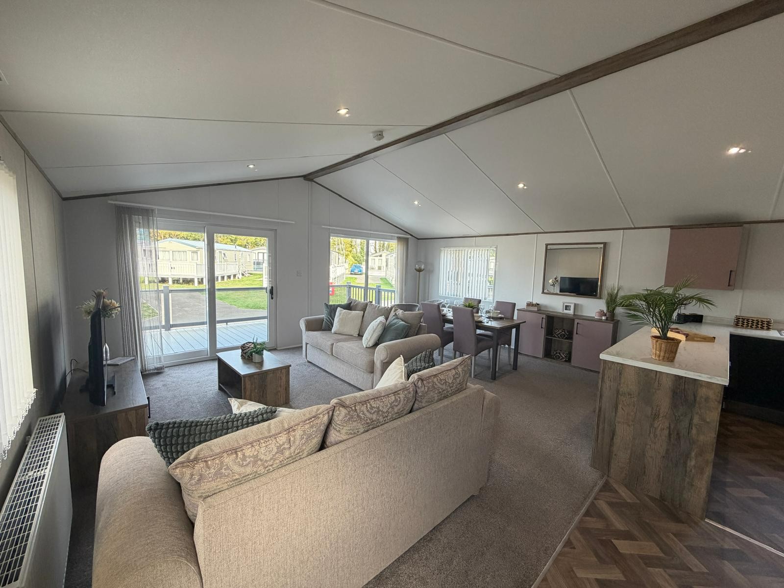 Photo of Willerby Horsham 2024 (Lodge)