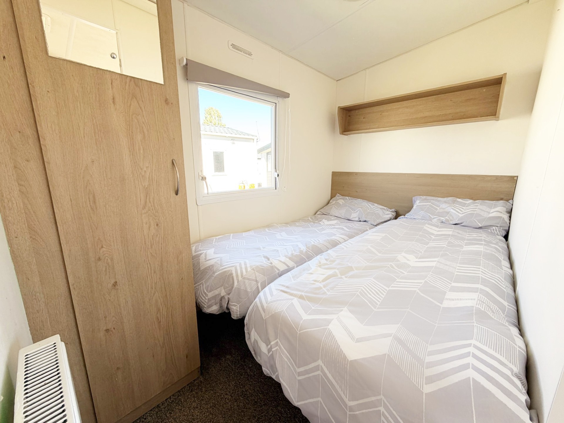 Photo of Delta Santana 2012 (Static Caravan)