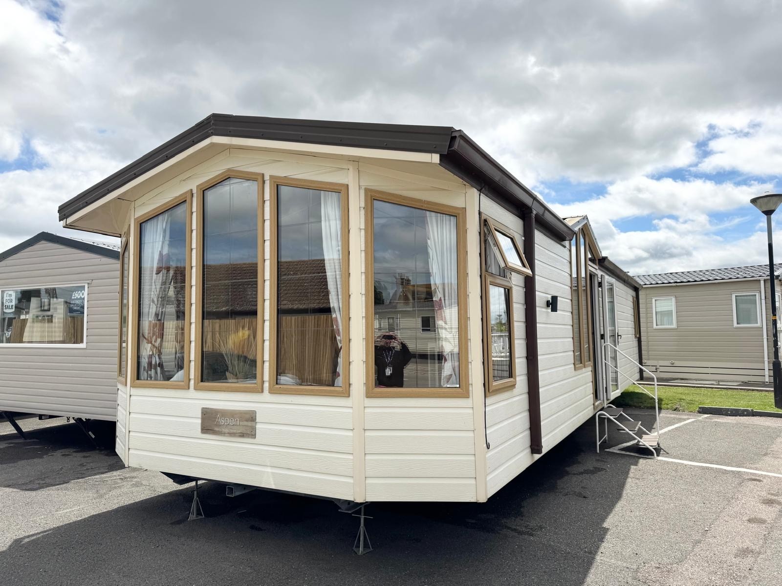Photo of Willerby Aspen 2010 (Static Caravan)