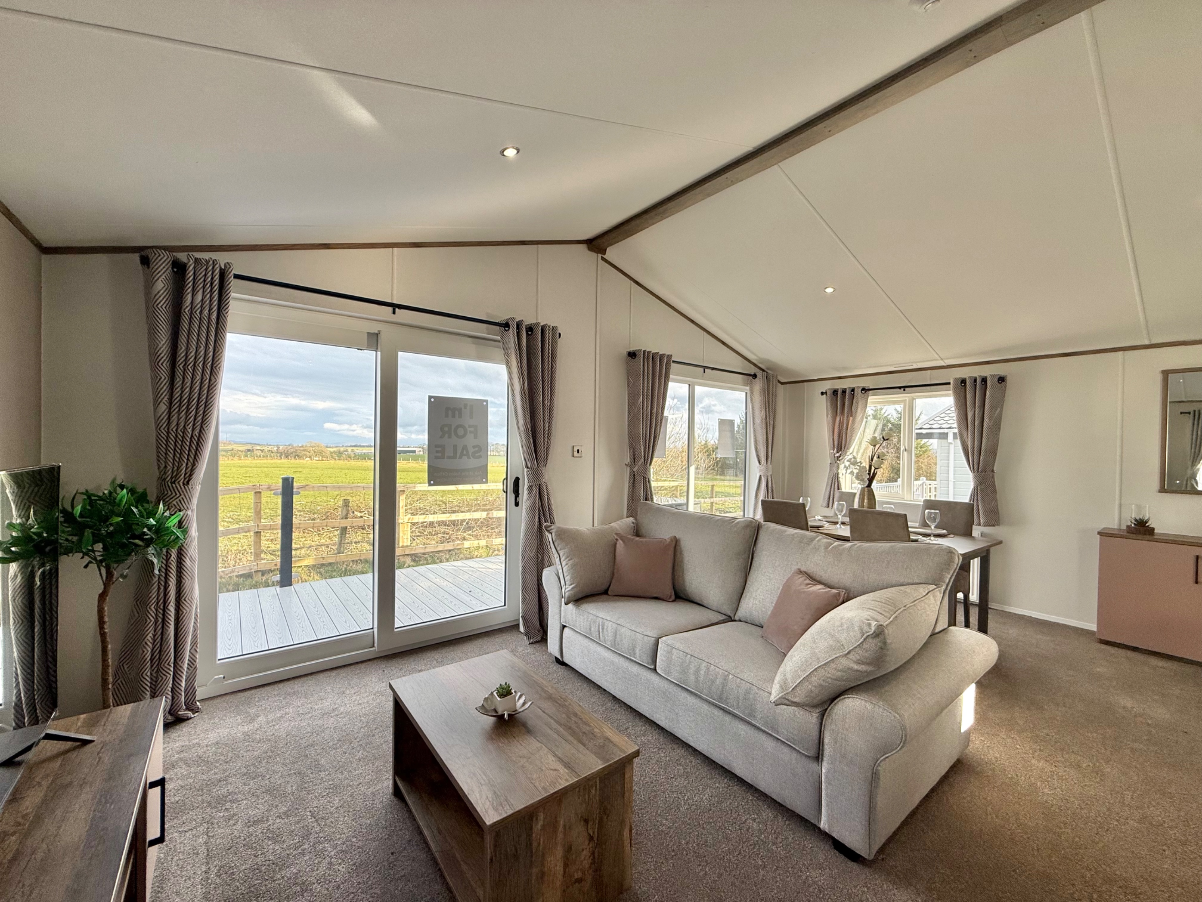 Photo of Willerby Horsham 2025 (Luxury Lodge)