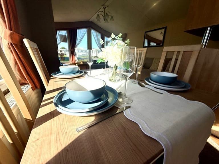 Willerby-Granada-2010-CAR0026142-149097988.jpeg