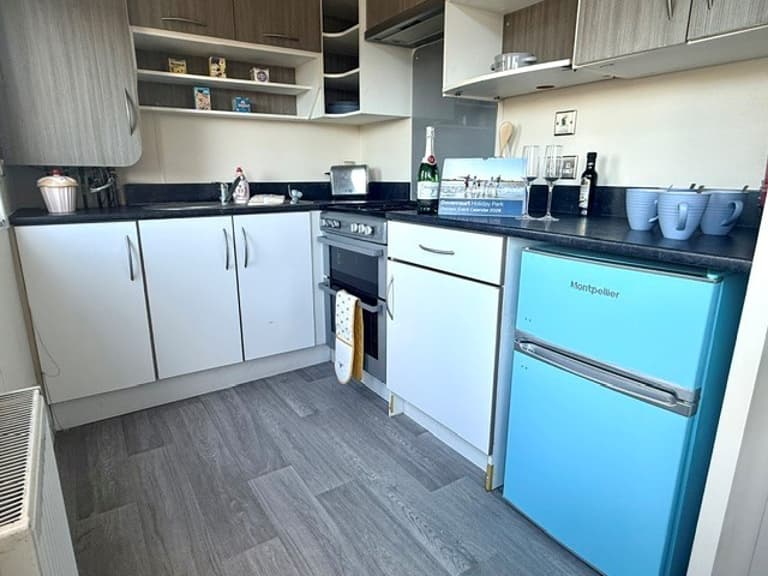 Willerby-Summer-House-H-F-2012-CAR0022882-149095600.jpeg