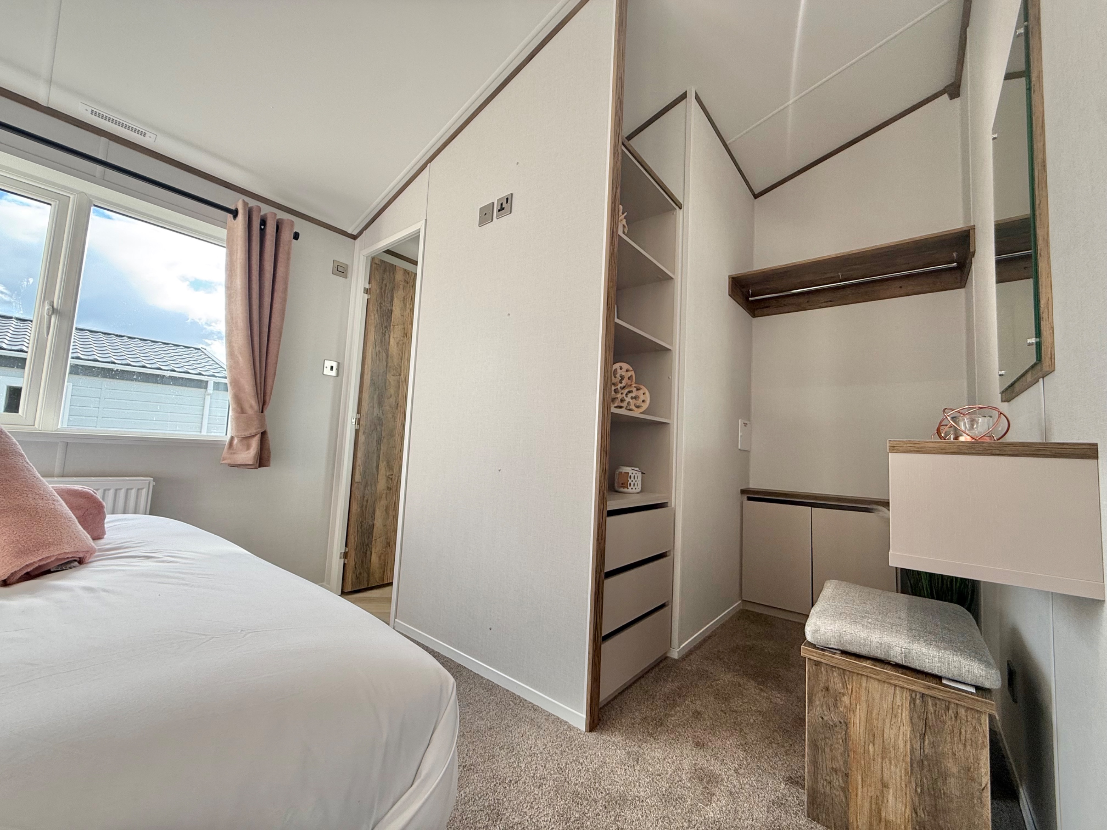 Photo of Willerby Horsham 2025 (Luxury Lodge)