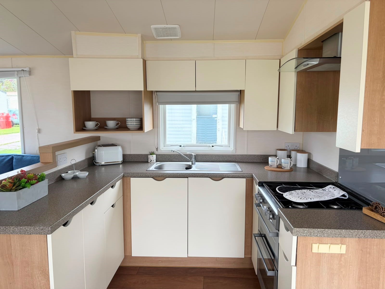 Photo of Willerby Avonmore 2013 (Static Caravan)