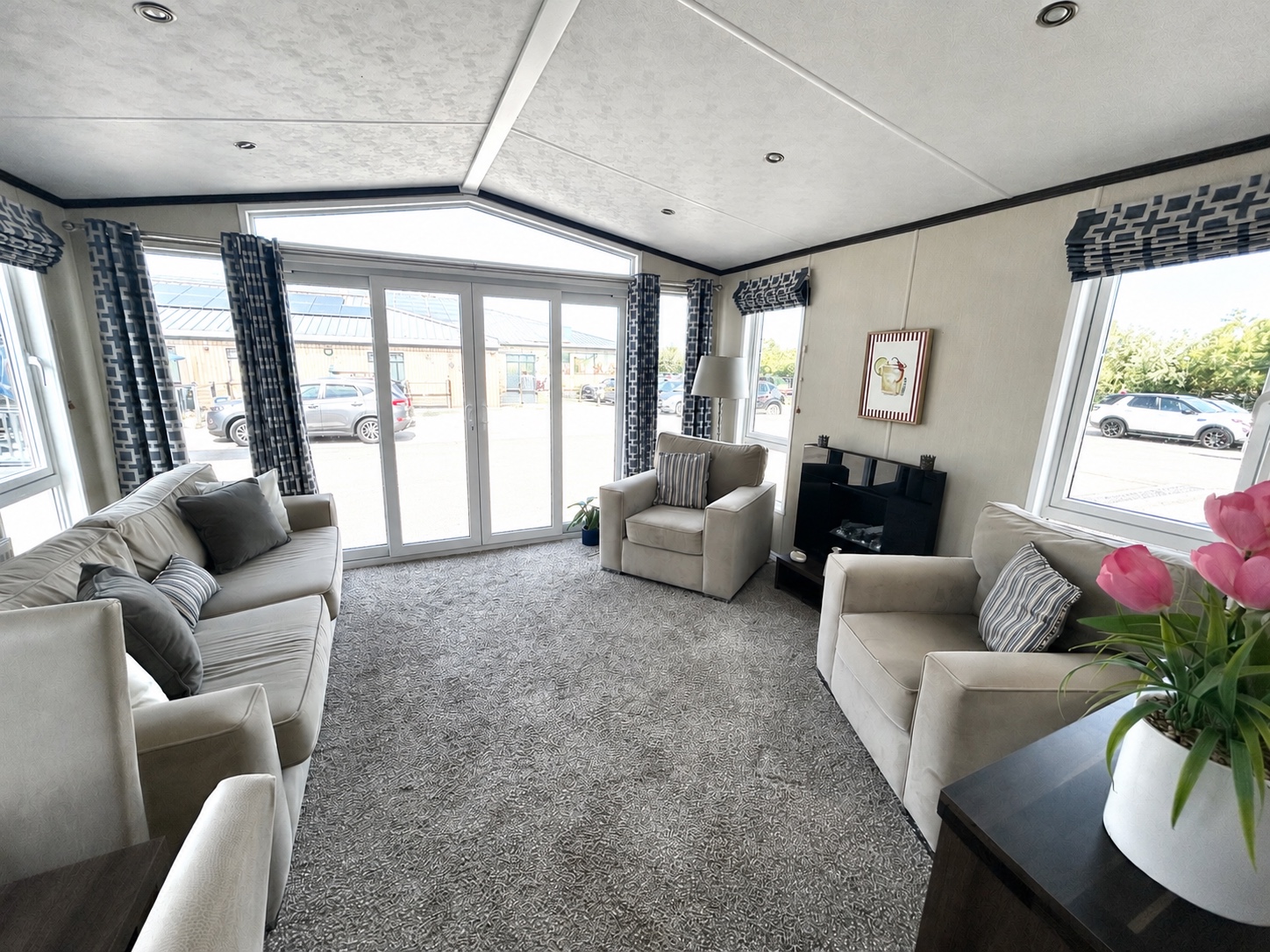 Photo of Pemberton Park Lane 2016 (Villa)