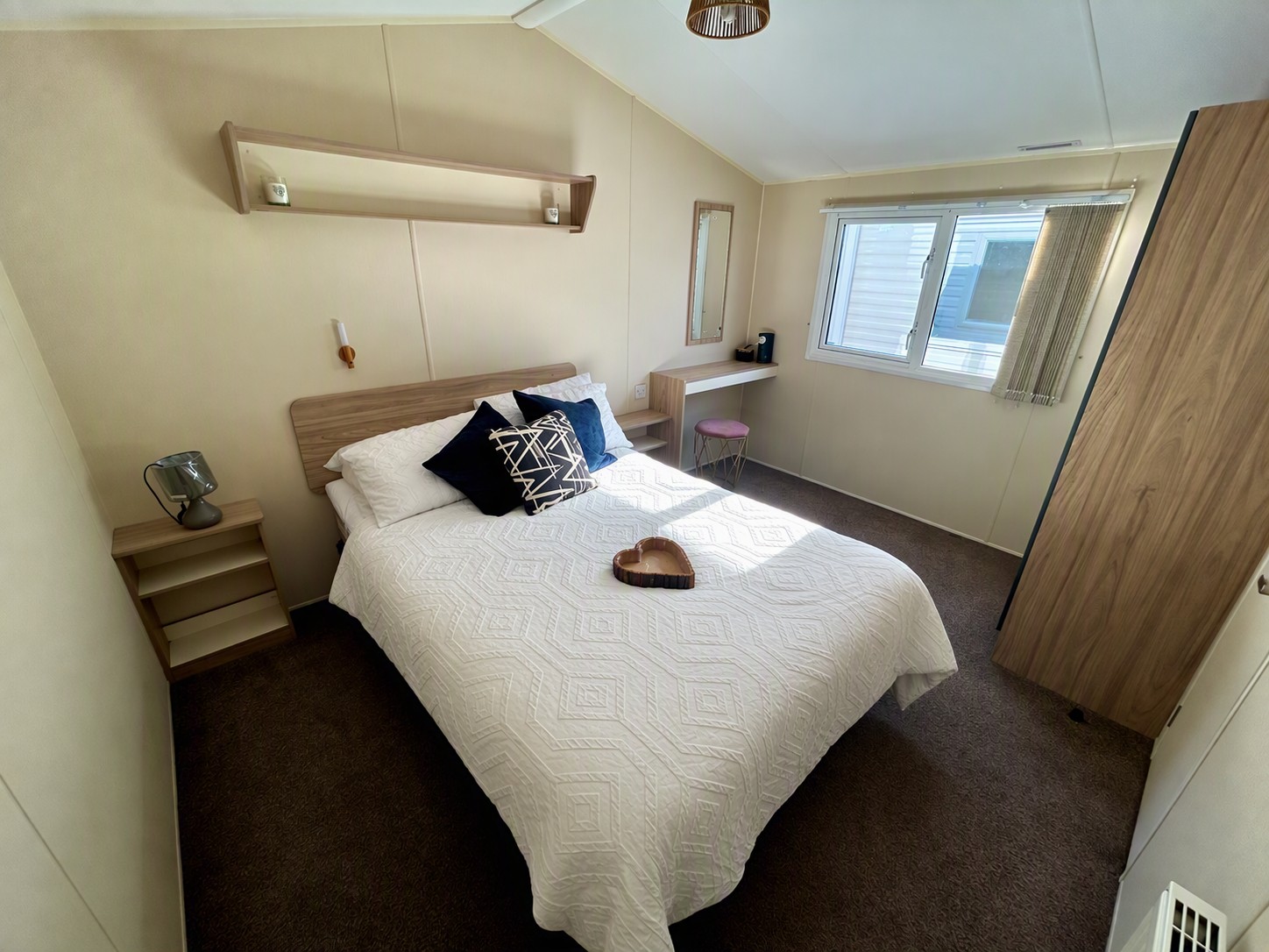 Willerby-Etchingham-2016-CAR0021809-150994500.jpeg