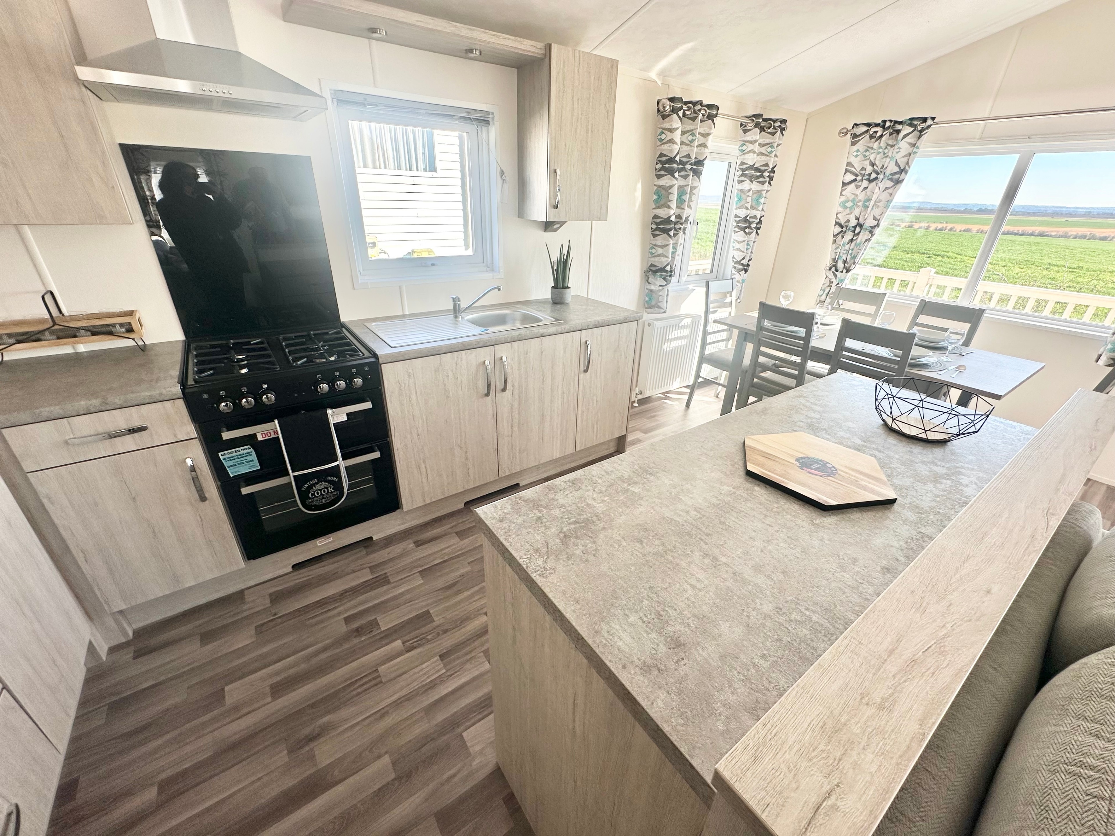 Photo of Delta Lakeside 2023 (Luxury Lodge)