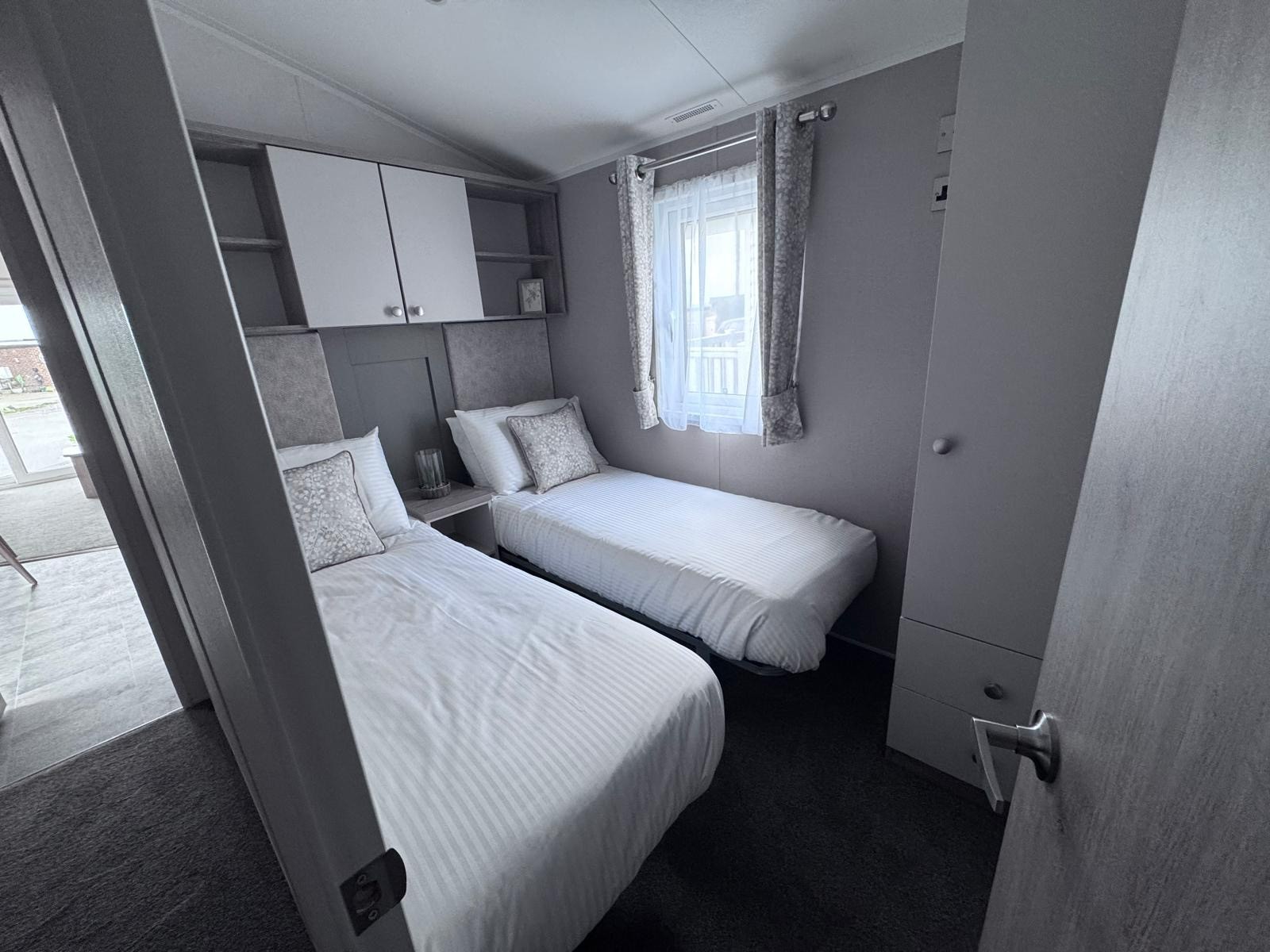 Photo of Willerby Windbreak 2027 (Static Caravan)
