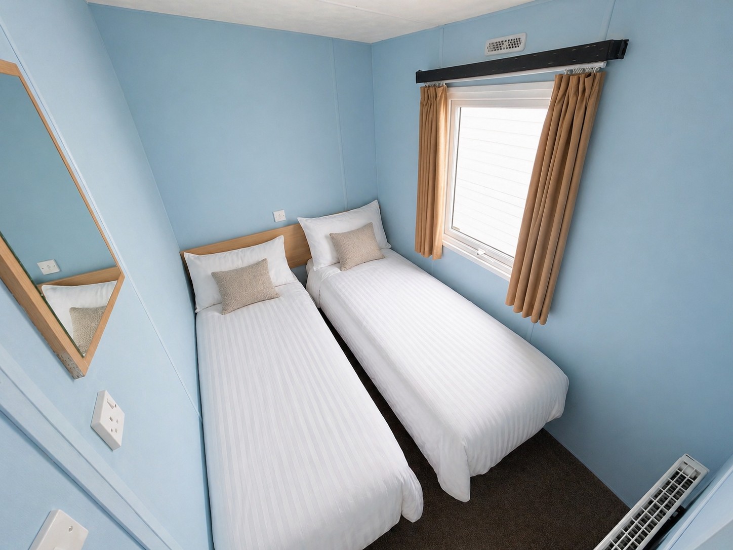 Photo of Delta Sapphire 2016 (Static Caravan)