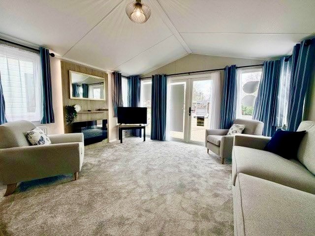 Photo of Sunseeker Sandgate 2026 (Villa)