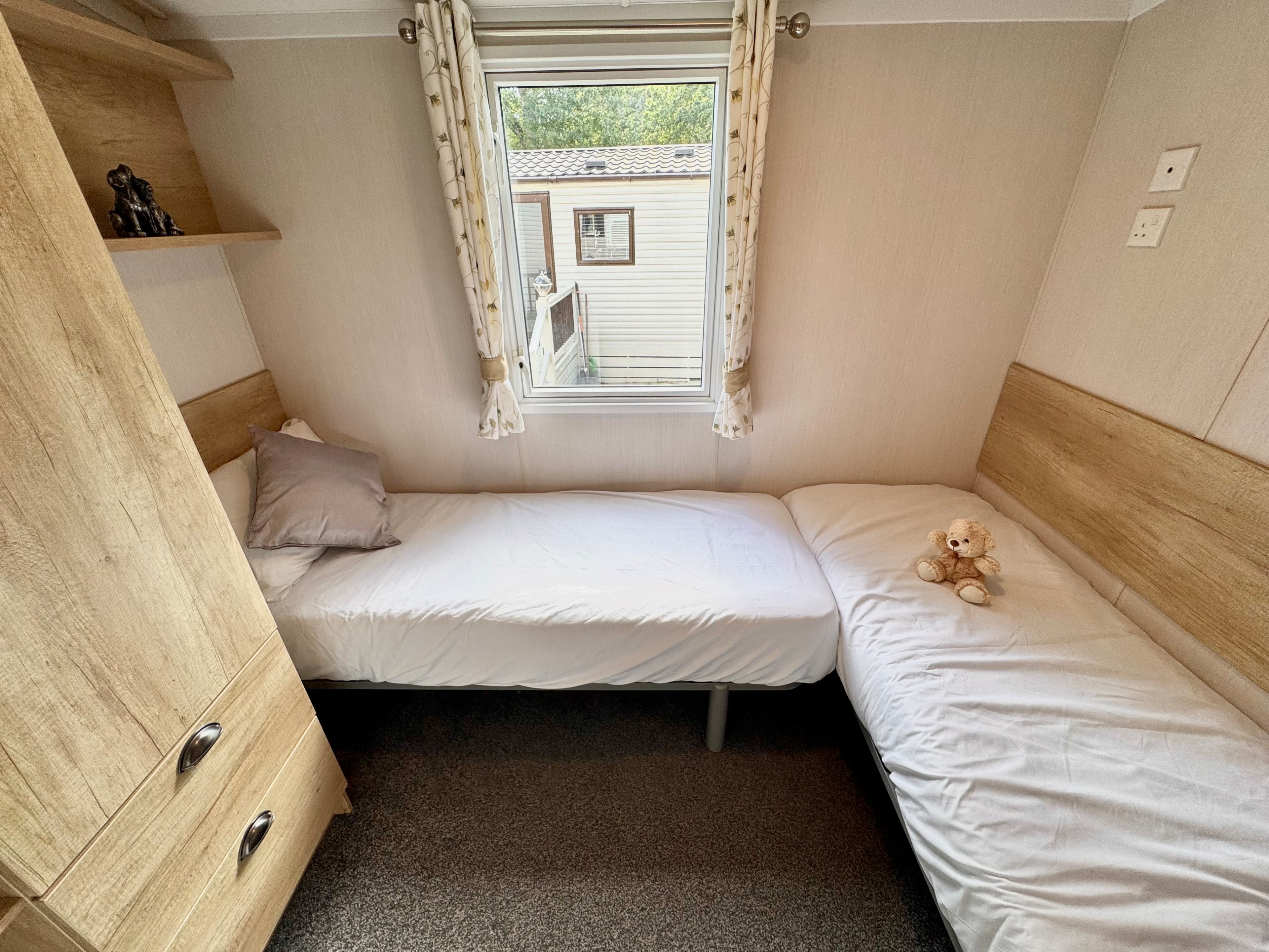 Photo of Swift Burgundy 2019 (Static Caravan)