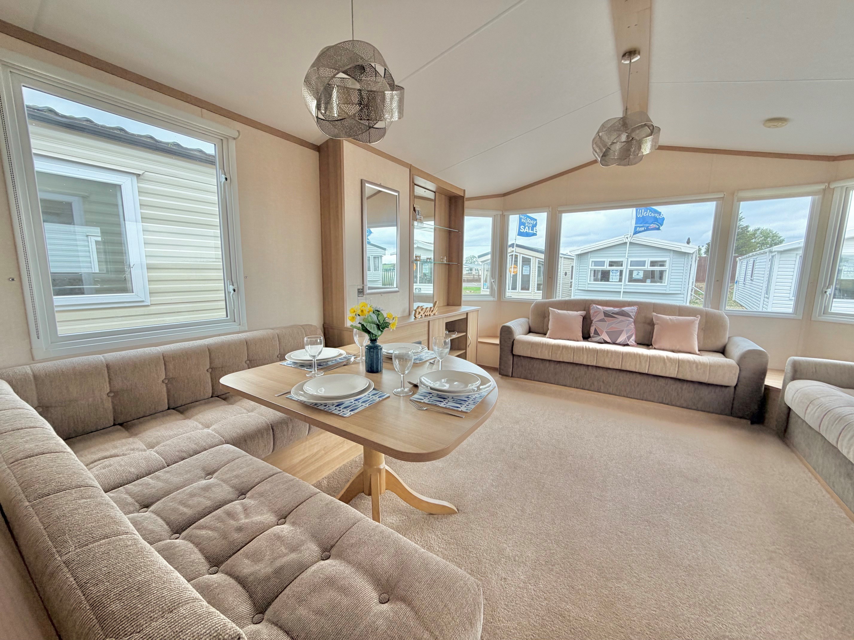 Photo of Atlas Chorus Super 2012 (Static Caravan)