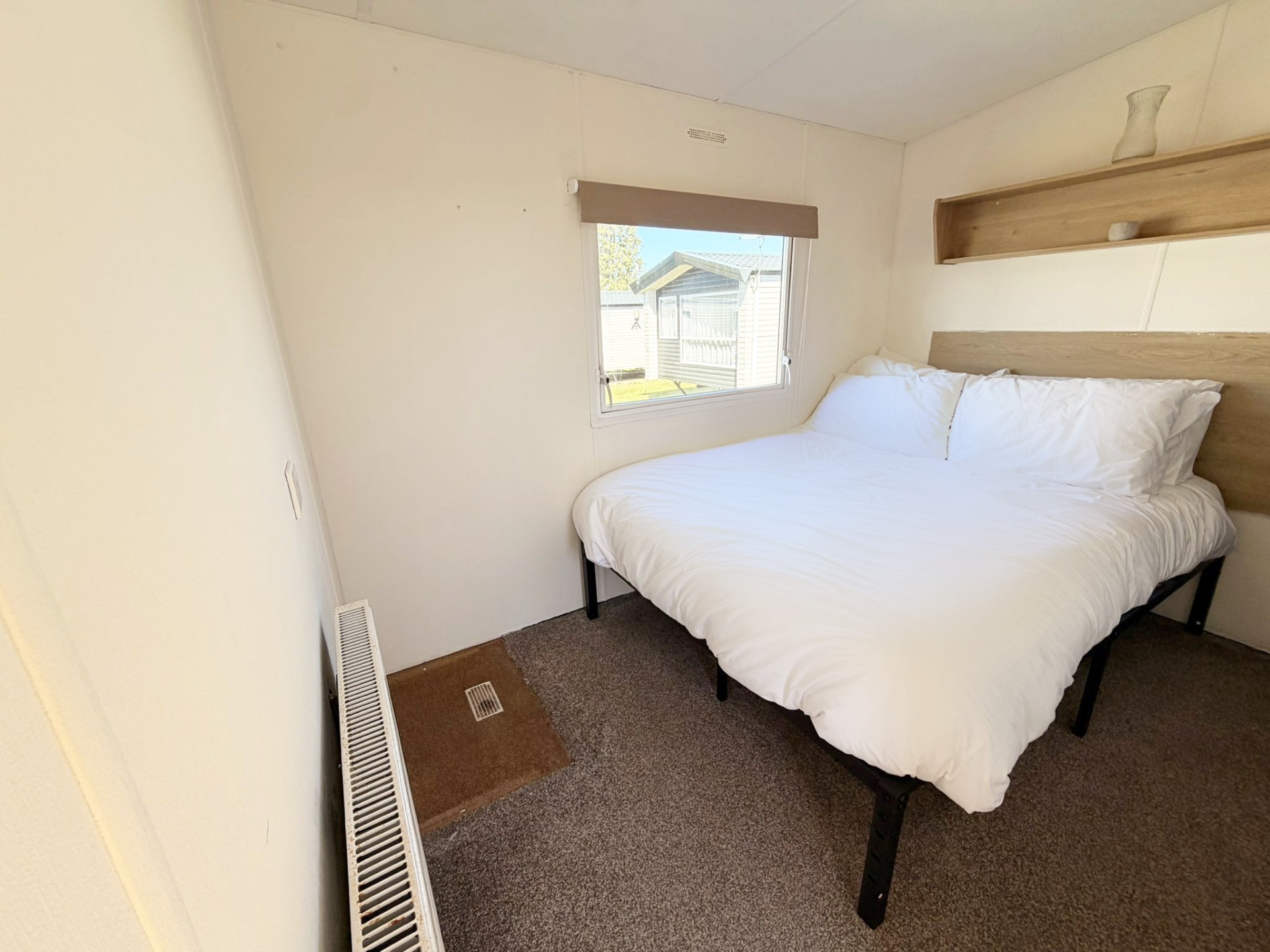 Photo of Delta Santana 2012 (Static Caravan)