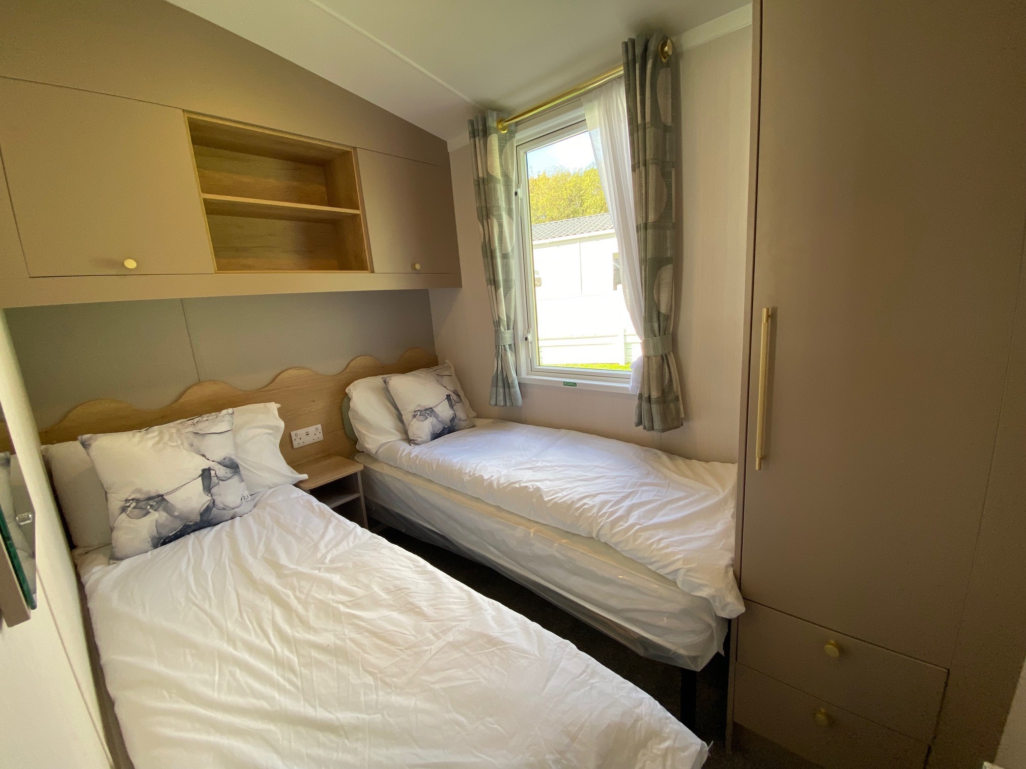 Photo of Swift Burgundy 2026 (Static Caravan)