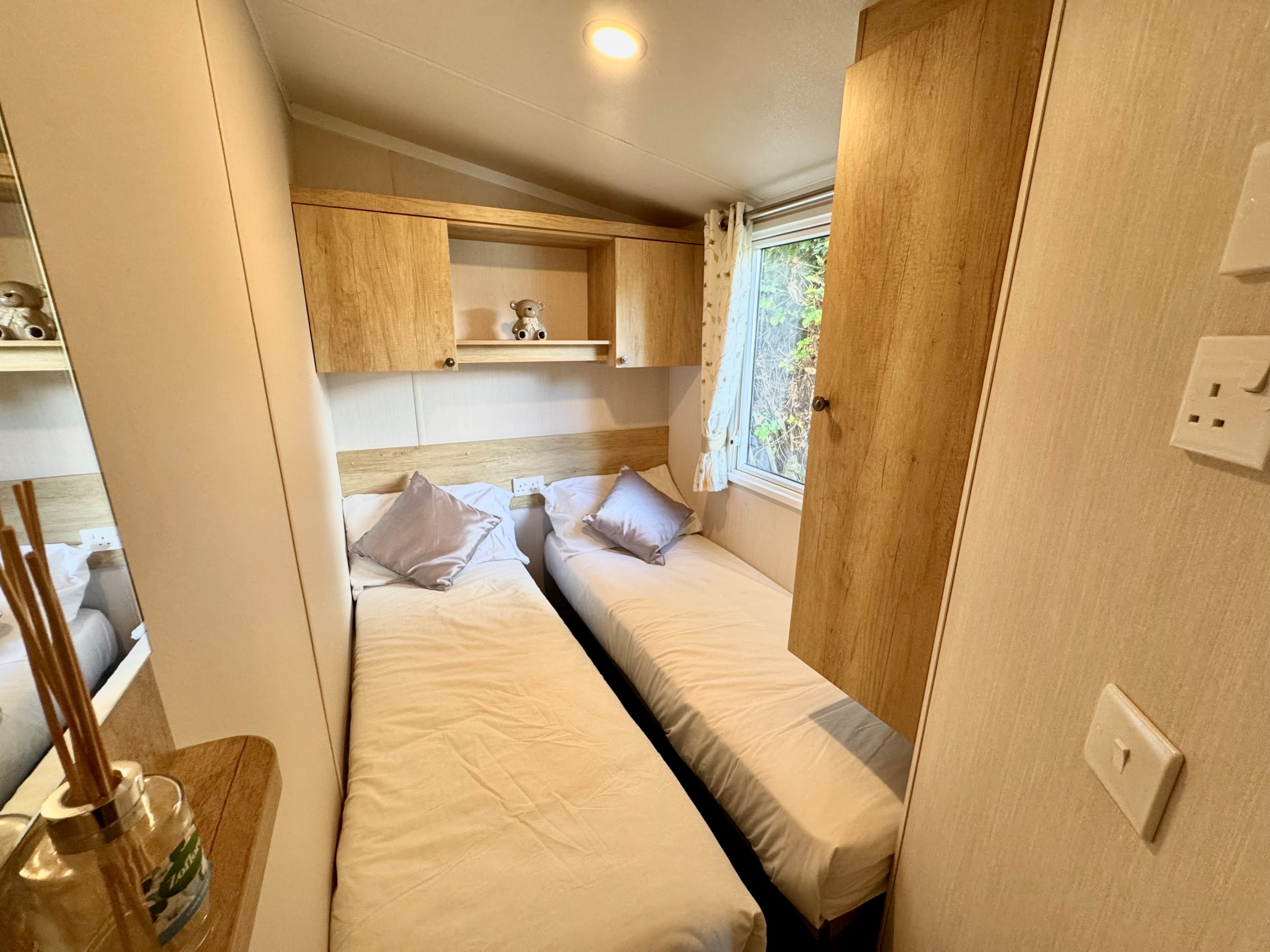 Photo of Swift Burgundy 2019 (Static Caravan)