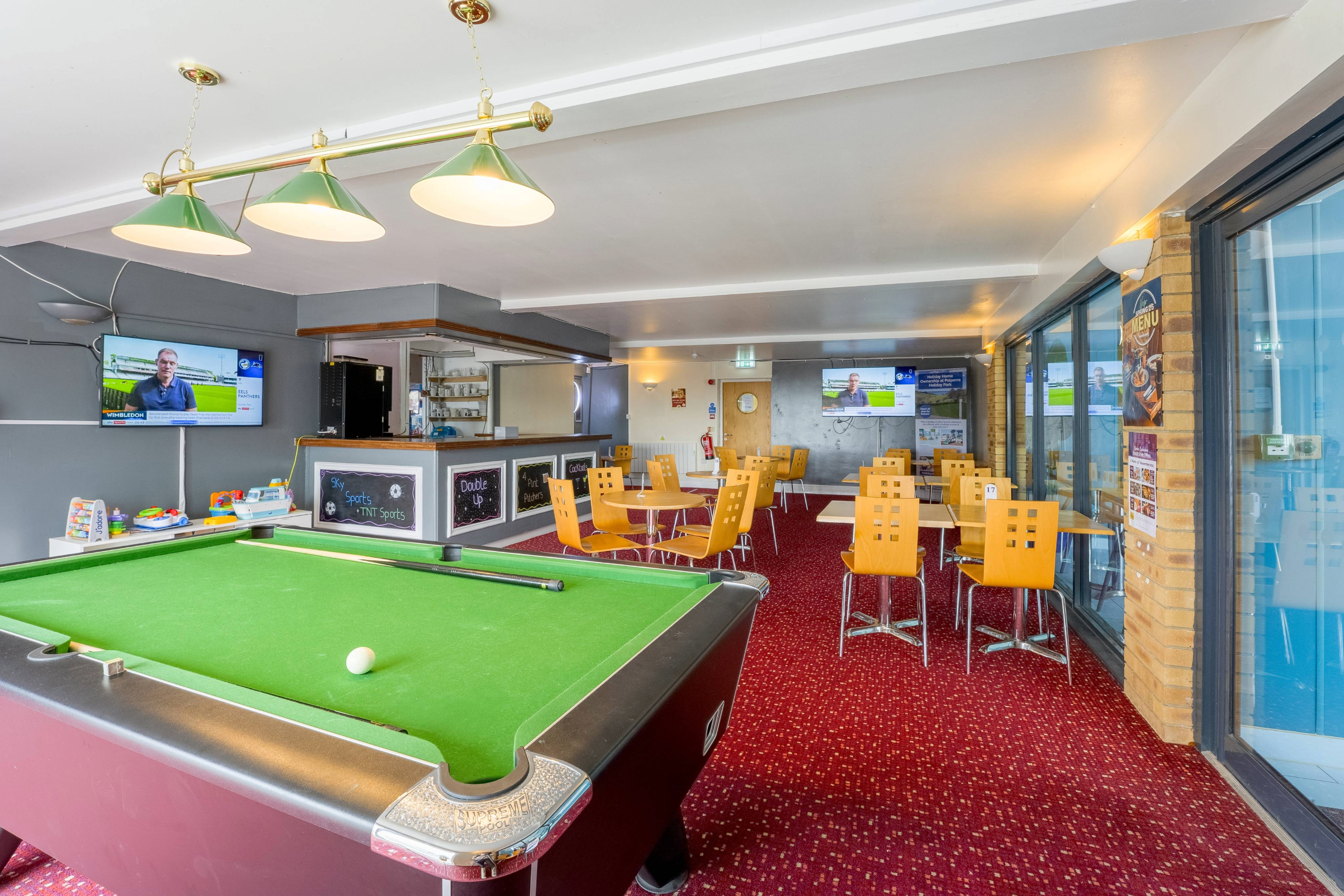 Pool table