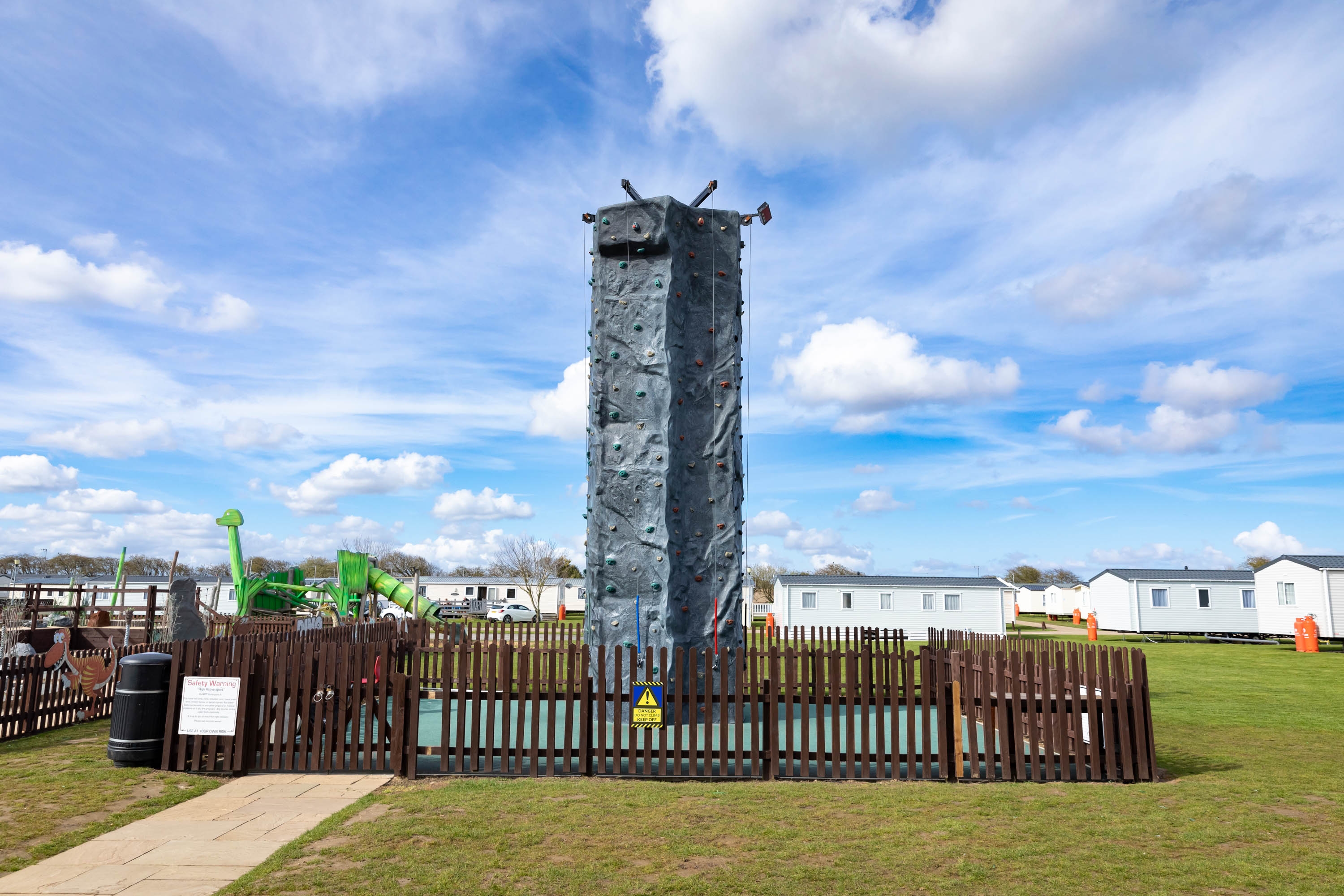 Climbing wall