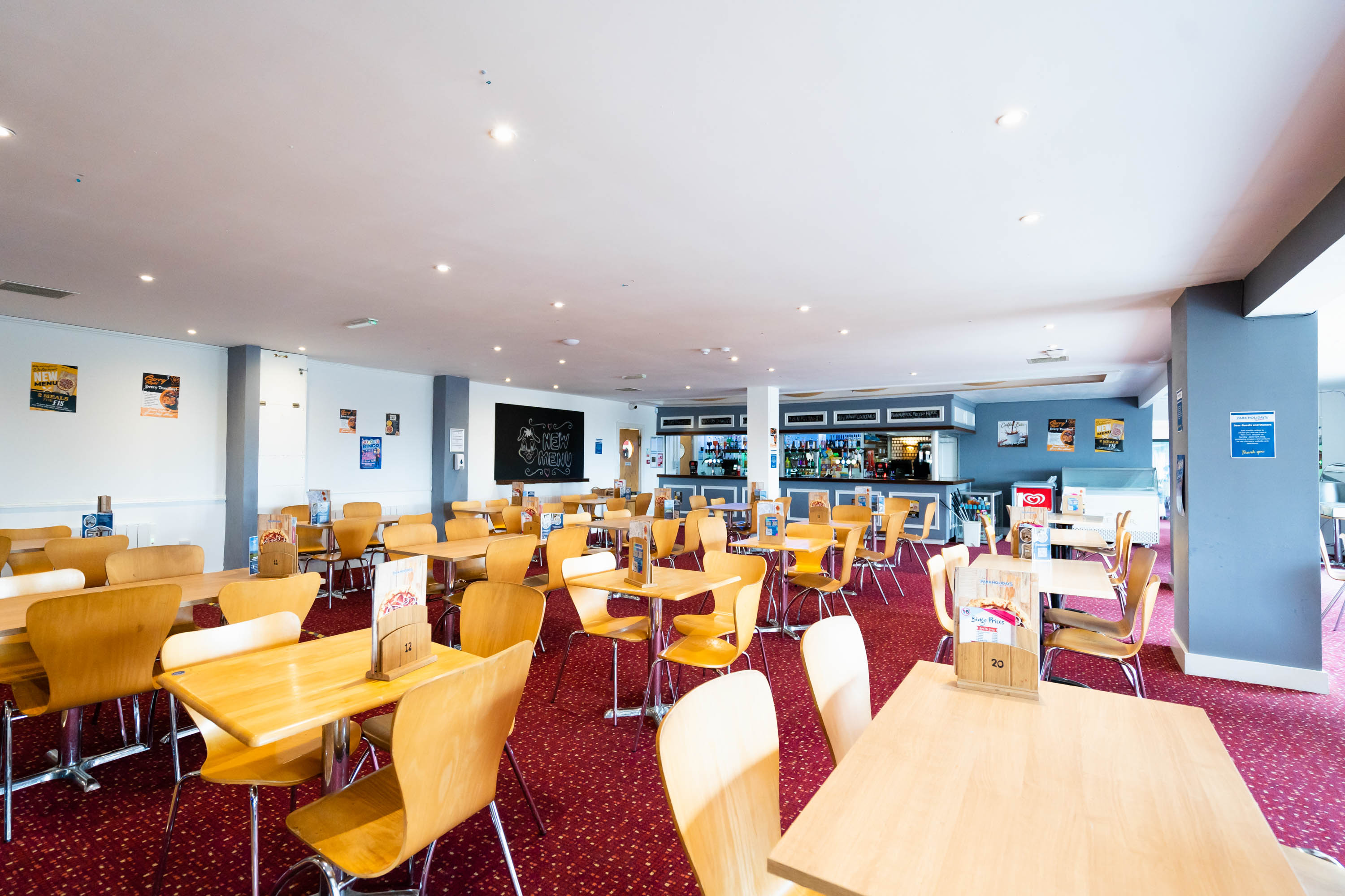 Restaurant & bar