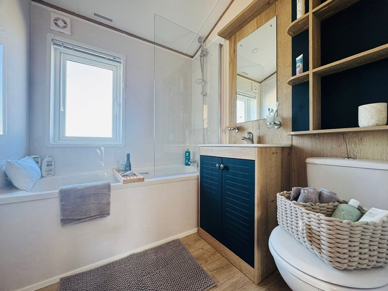 Photo of Willerby New Holland 2026 (Luxury Lodge)