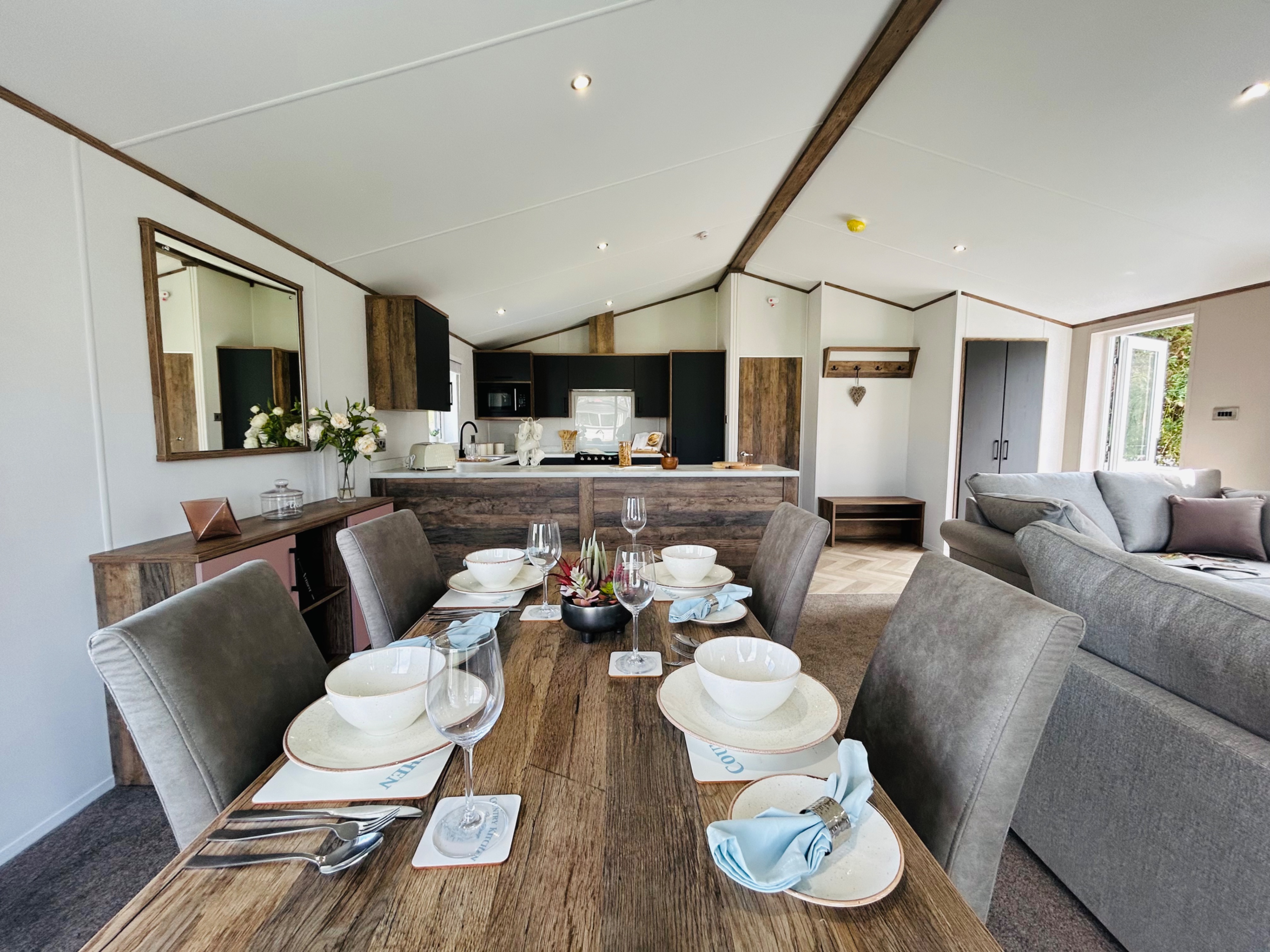 Photo of Willerby Horsham 2025 (Luxury Lodge)