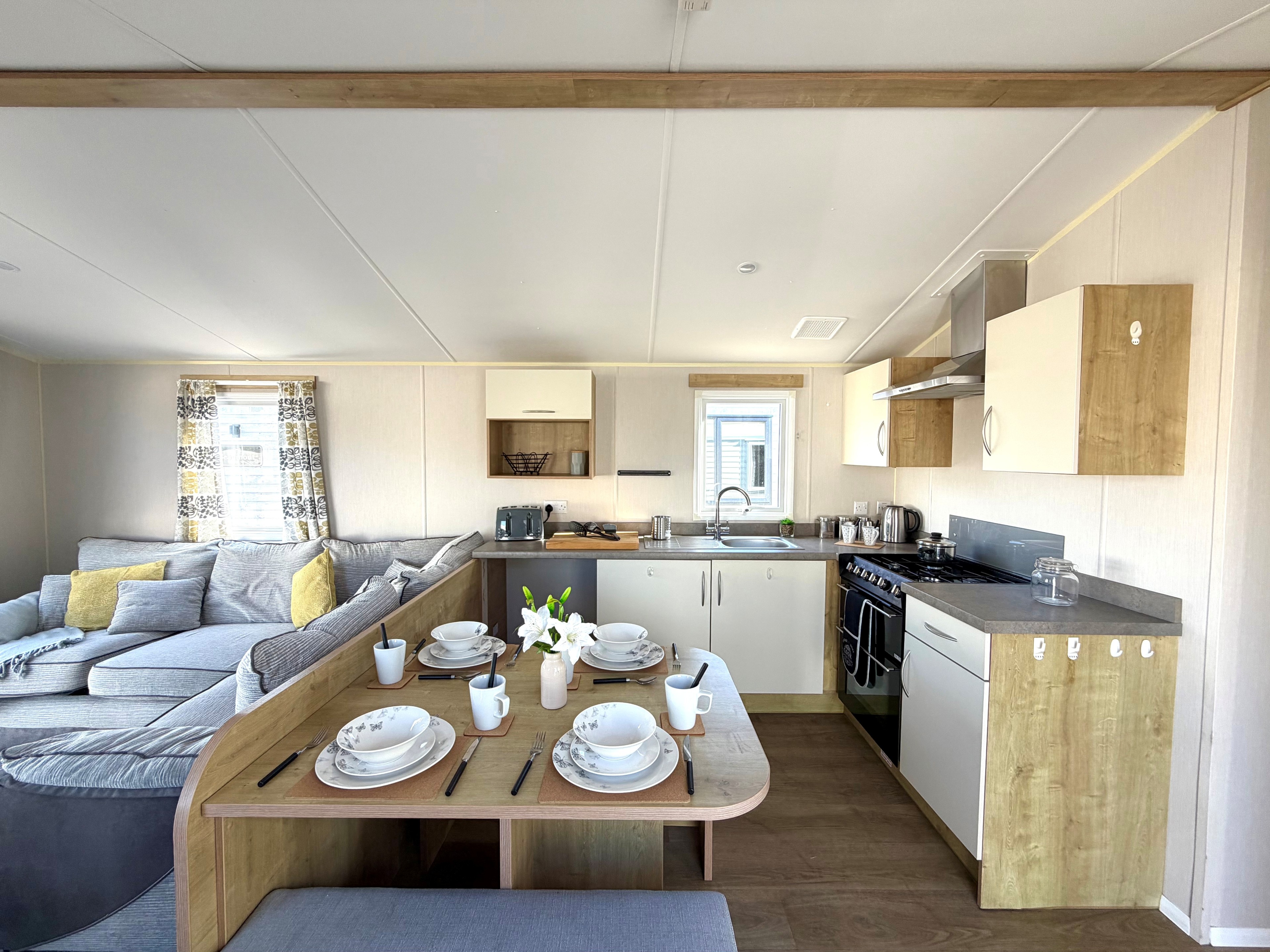 Willerby-Grasmere-2019-CAR0059196-150729807.jpeg
