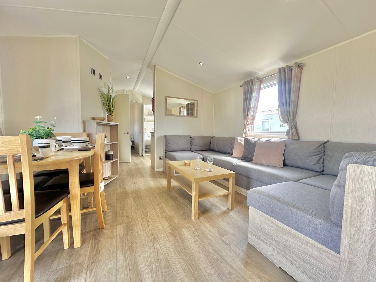 Willerby Lymington 2018 (Static Caravan) Accommodation in Lowestoft