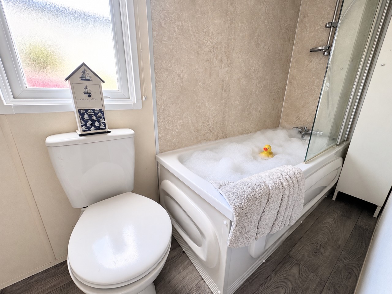 Delta Wadhurst 2020 (Static Caravan) Accommodation in Whitstable