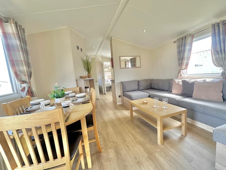 Willerby-Lymington-2018-CAR0060615-143127607.jpeg