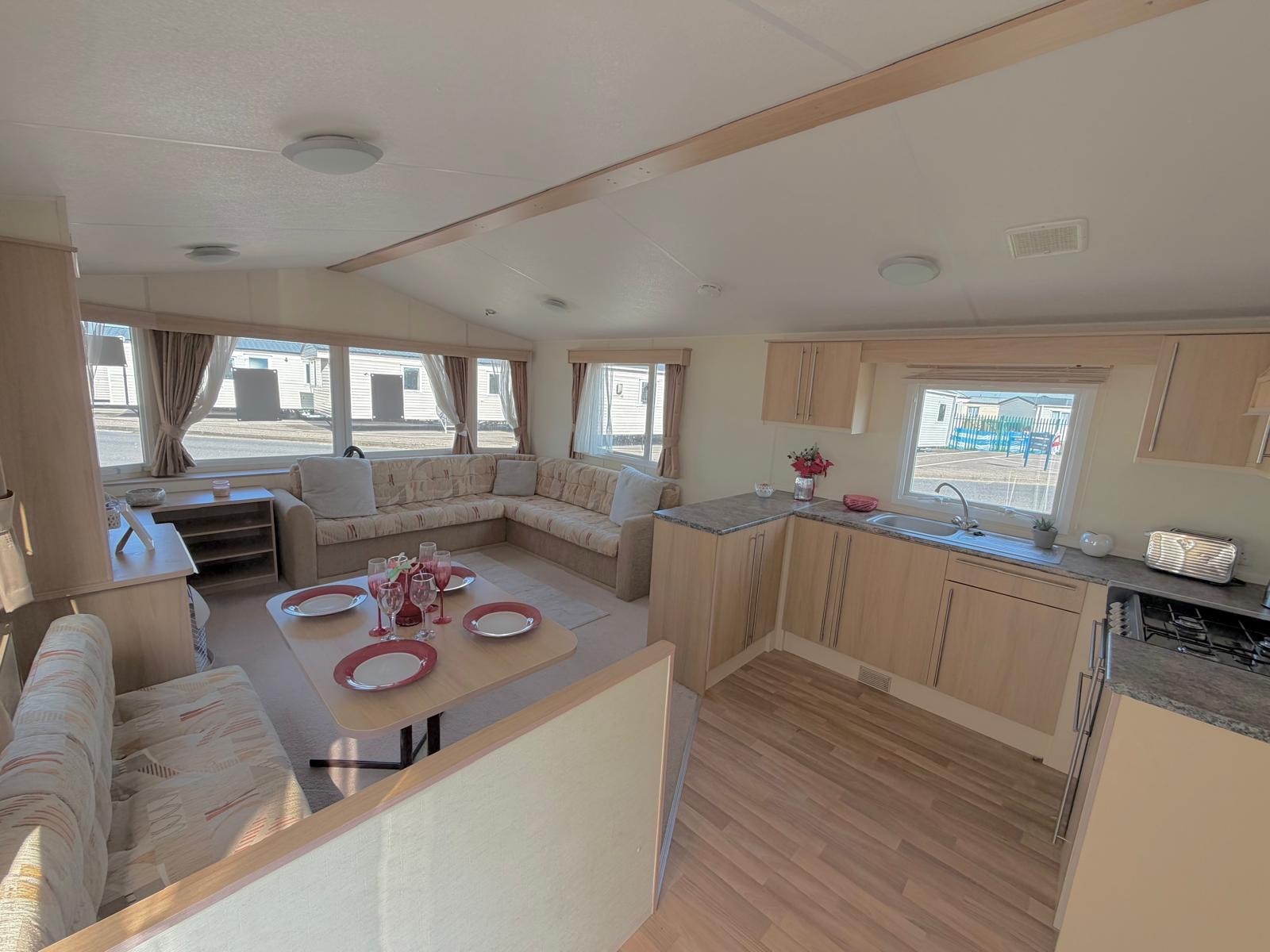 Photo of Atlas Aurora 2010 (Static Caravan)