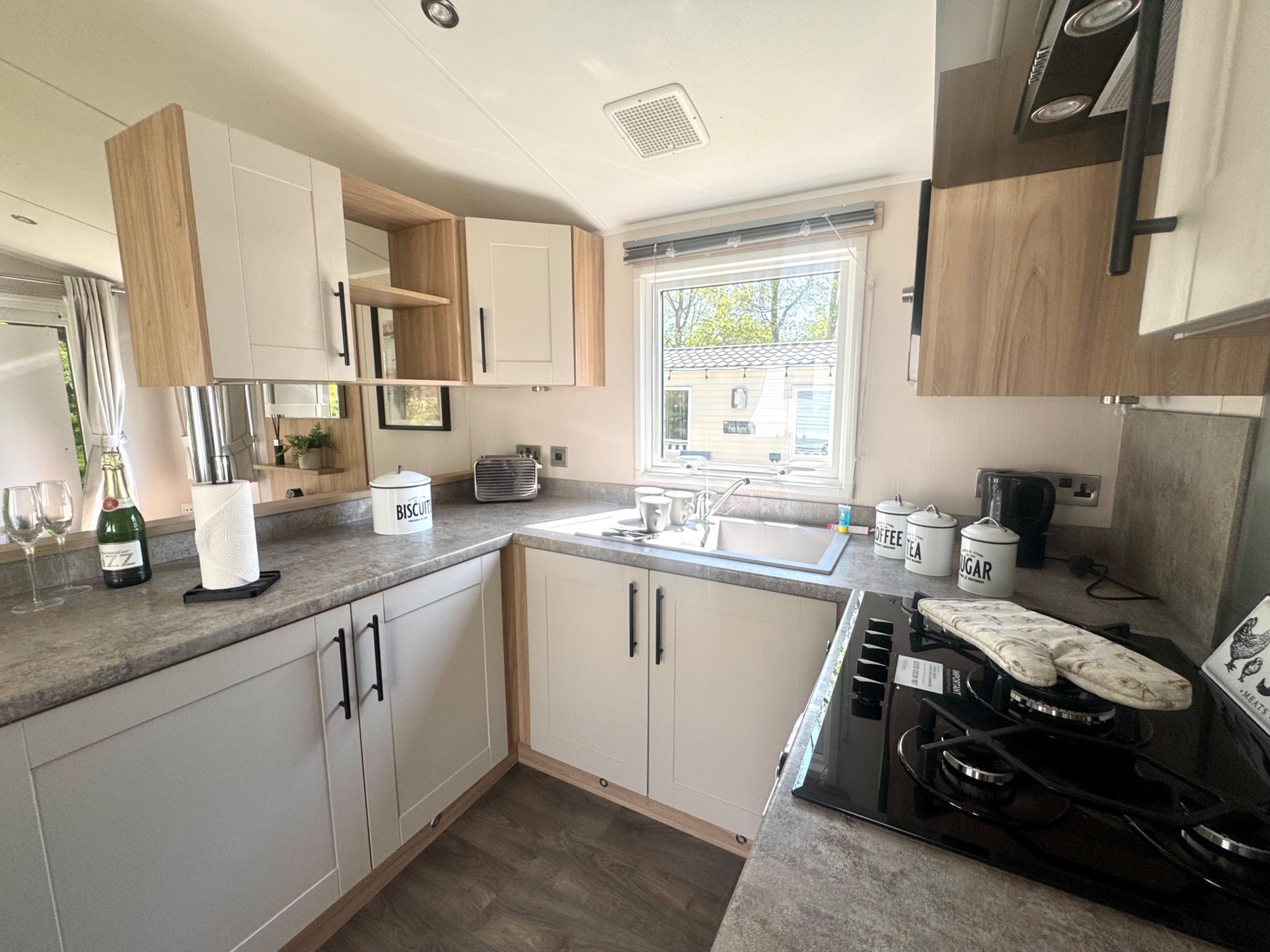 Photo of Willerby Lamberhurst 2024 (Static Caravan)