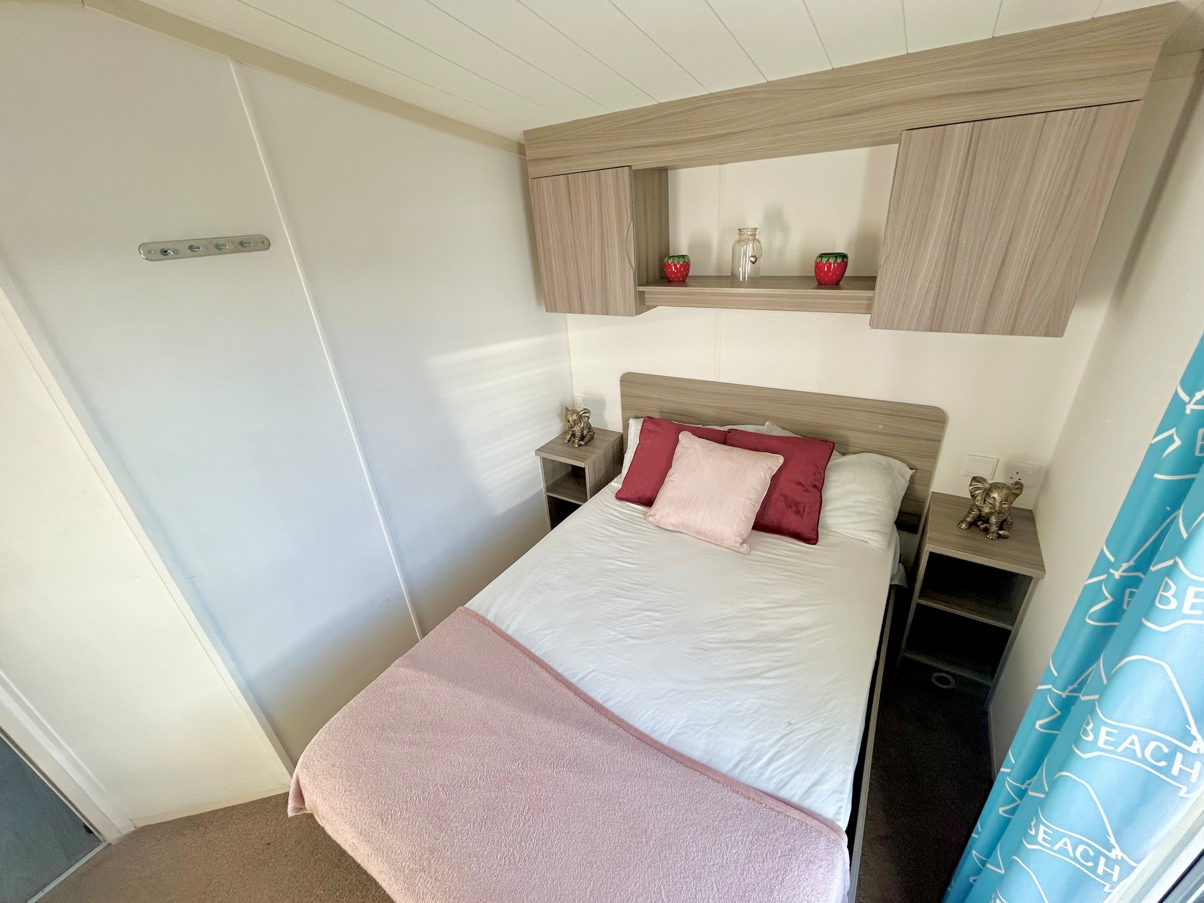 Photo of Swift Burgundy 2014 (Static Caravan)