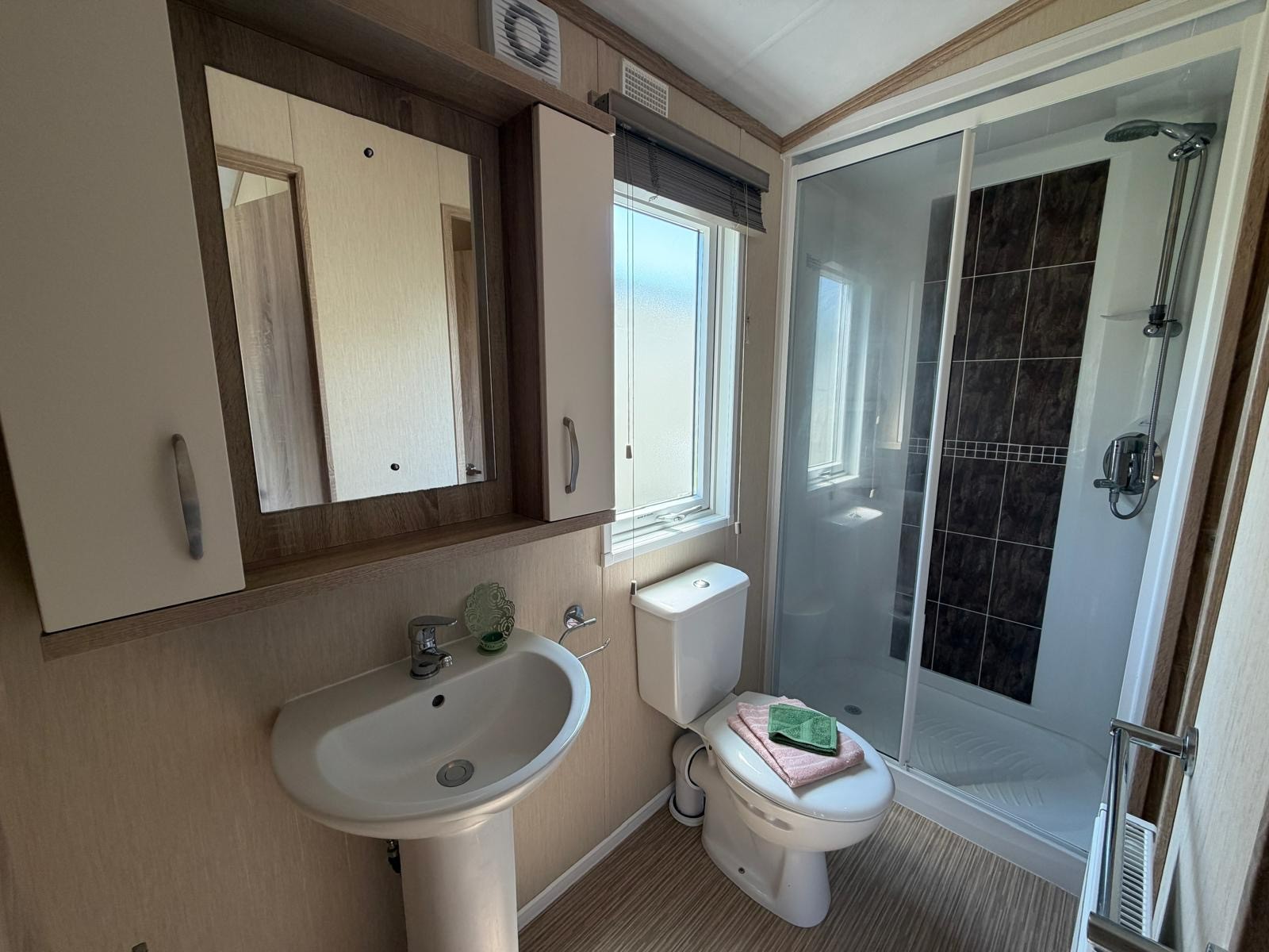 Photo of Pemberton Abingdon 2016 (Static Caravan)